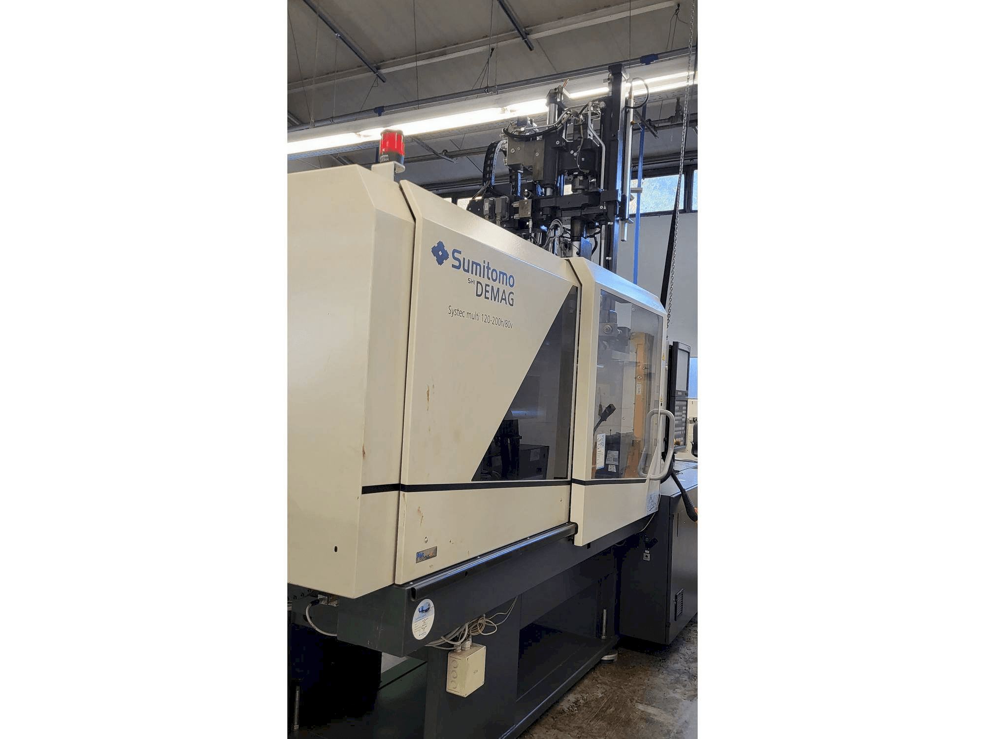 Makine Sumitomo SHI DEMAG Systec Multi 120/470-200h/80V - Sol taraftaki görüntü