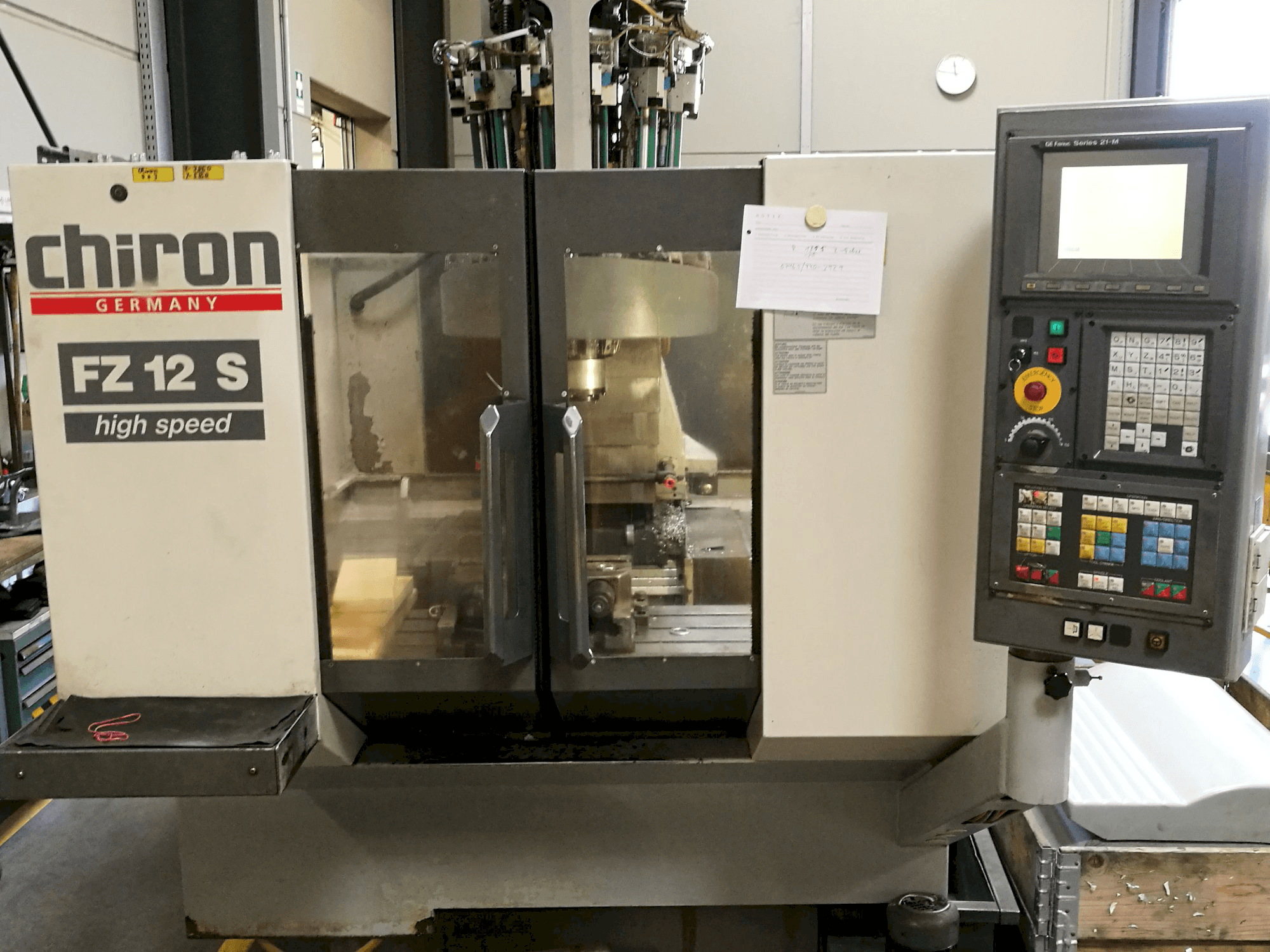 Makine Chiron - Önden görünüm FZ 12 S