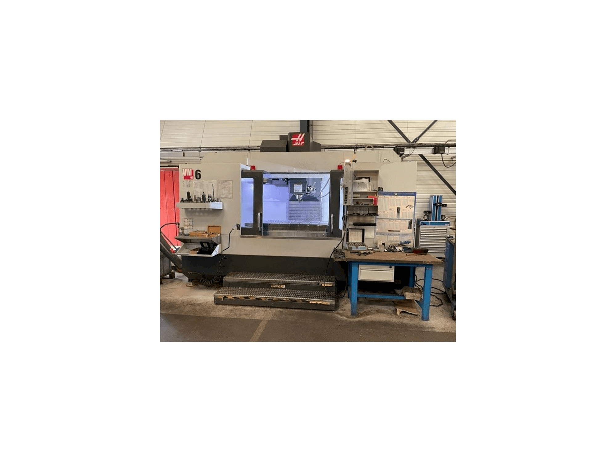 Makine HAAS VM-6 - Önden görünüm