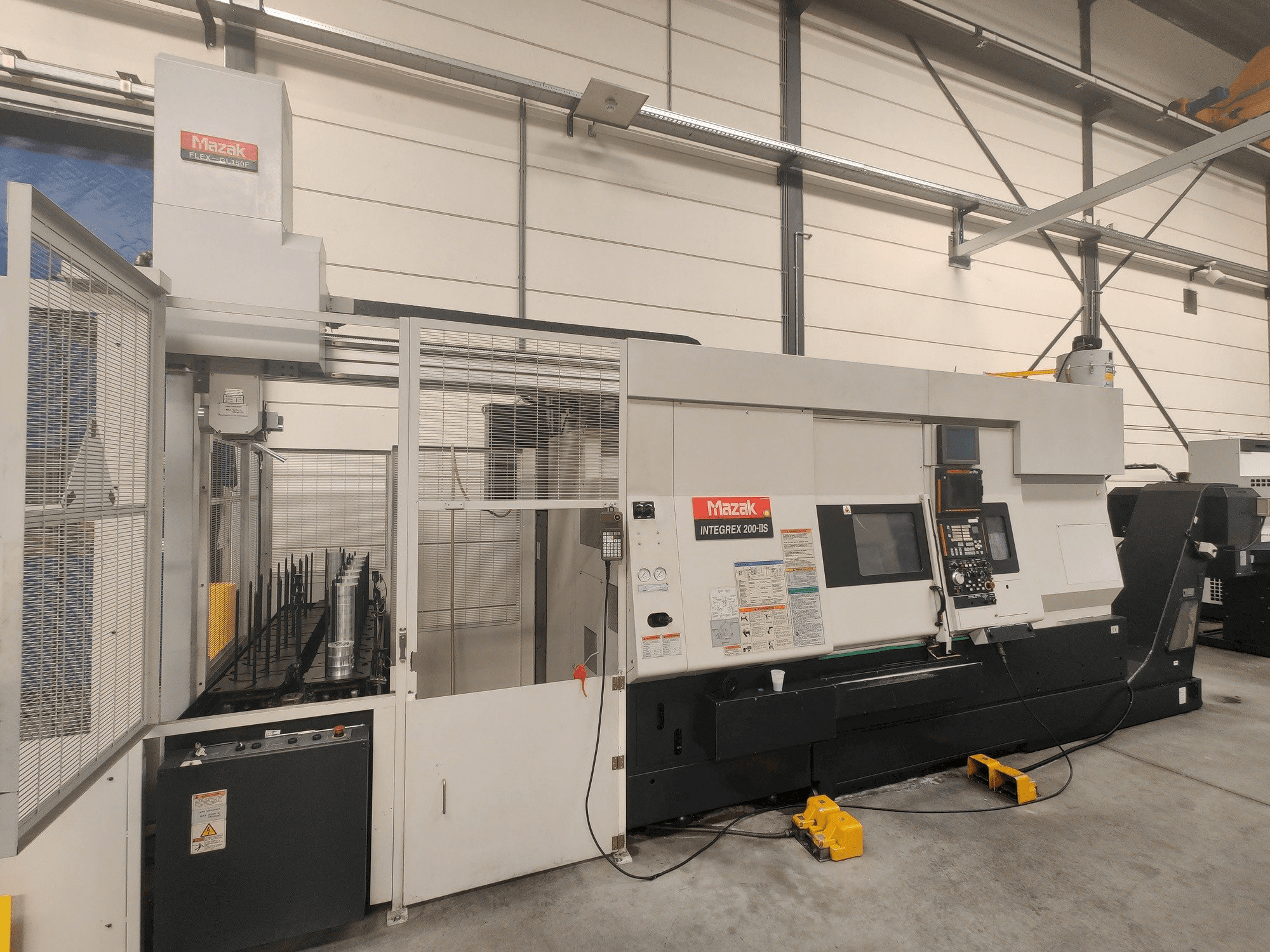 Makine Mazak Integrex 200-3S - Önden görünüm
