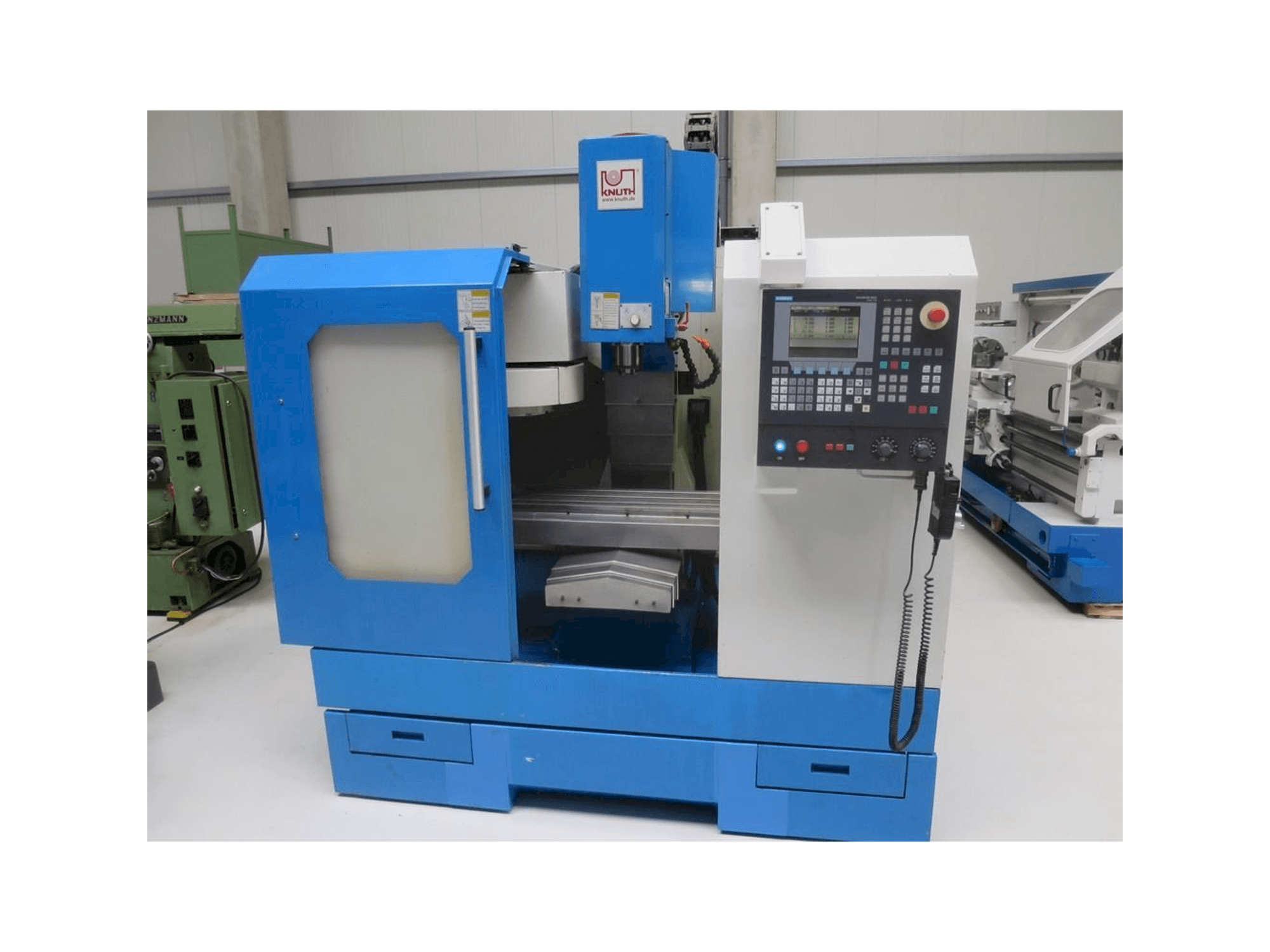 Makine KNUTH EcoMill 350 - Önden görünüm