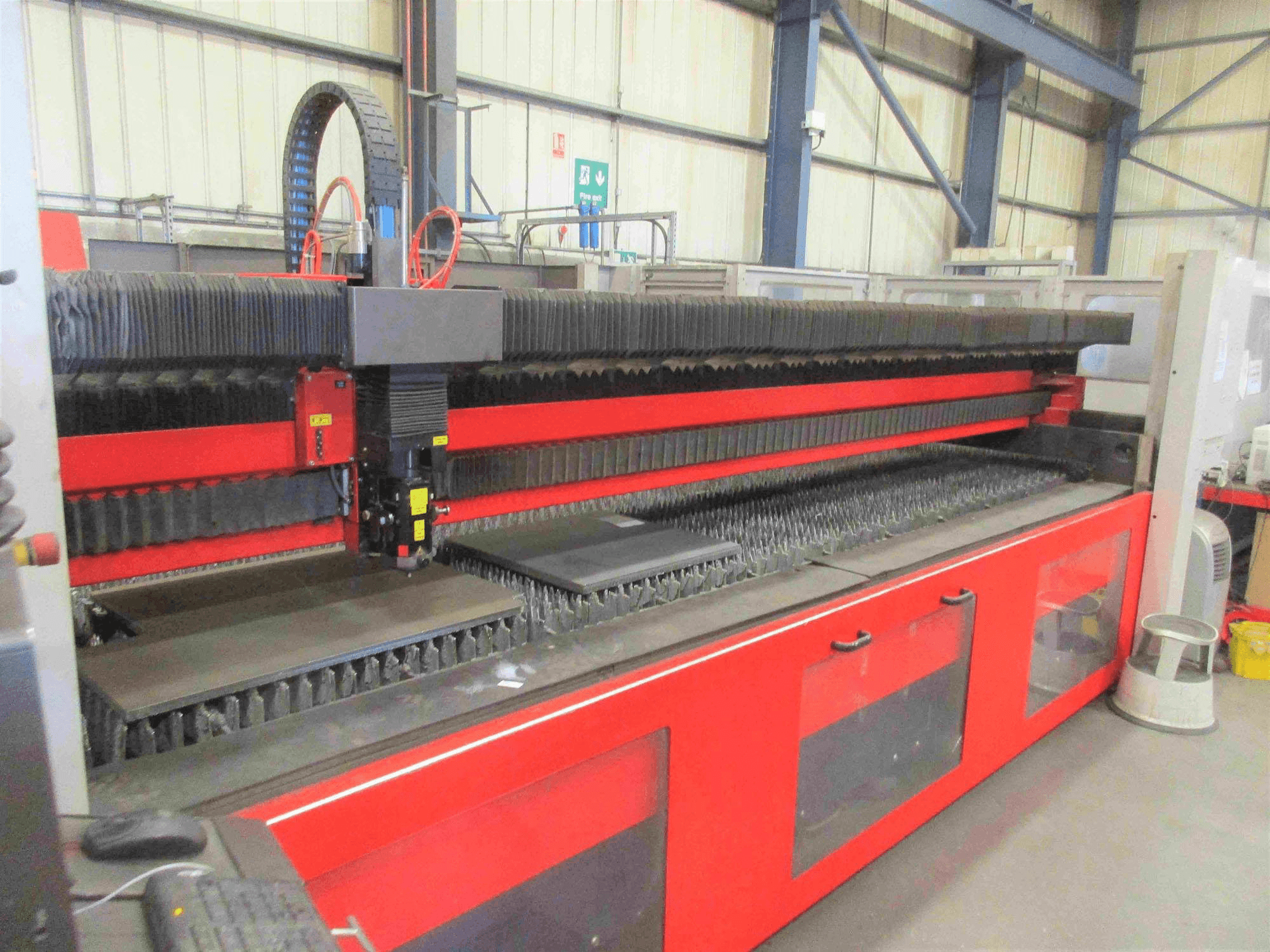 Makine Bystronic Bystar L 4025-65 - Önden görünüm