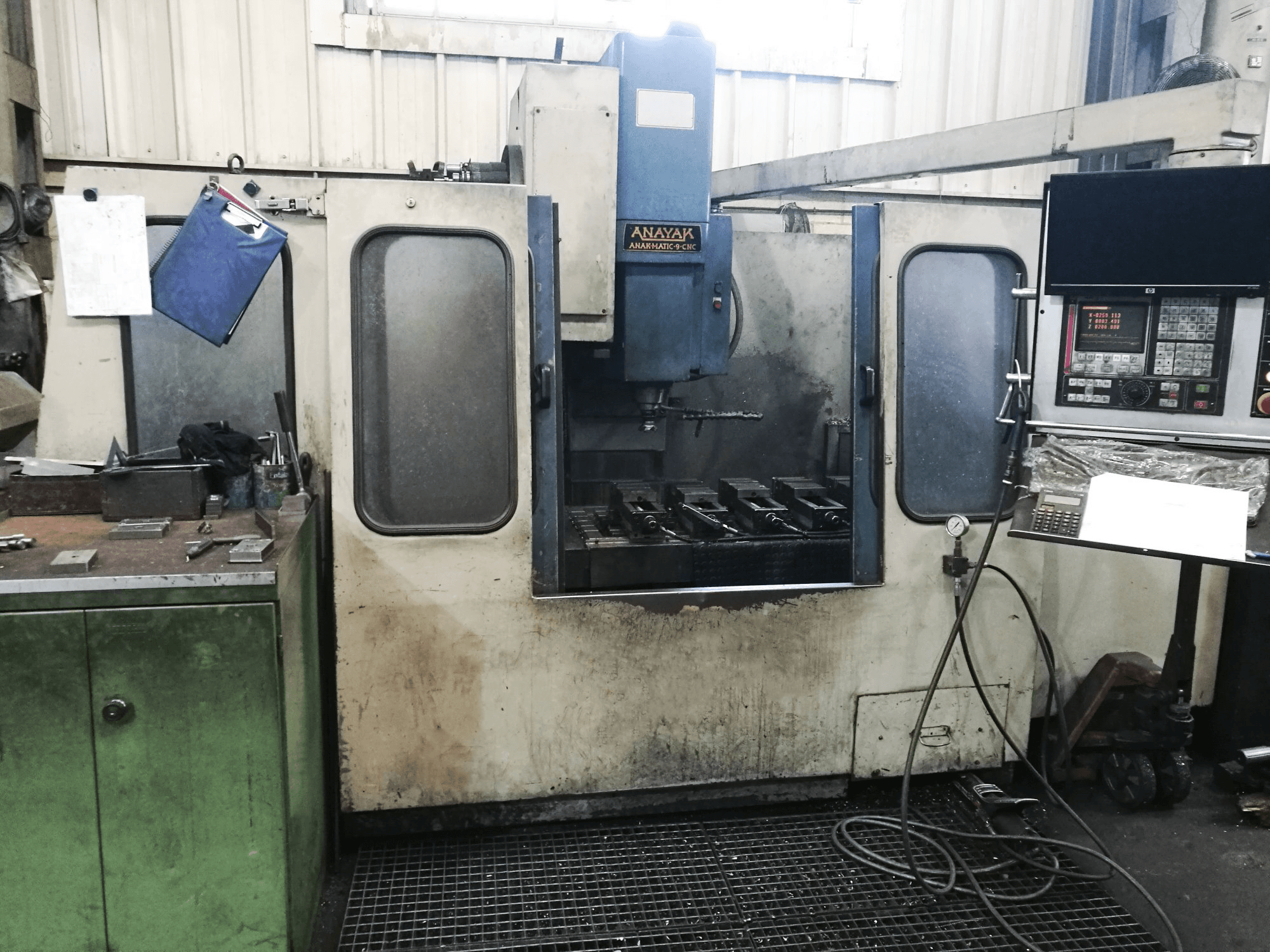 Makine ANAYAK - Önden görünüm ANAK MATIC-9 CNC
