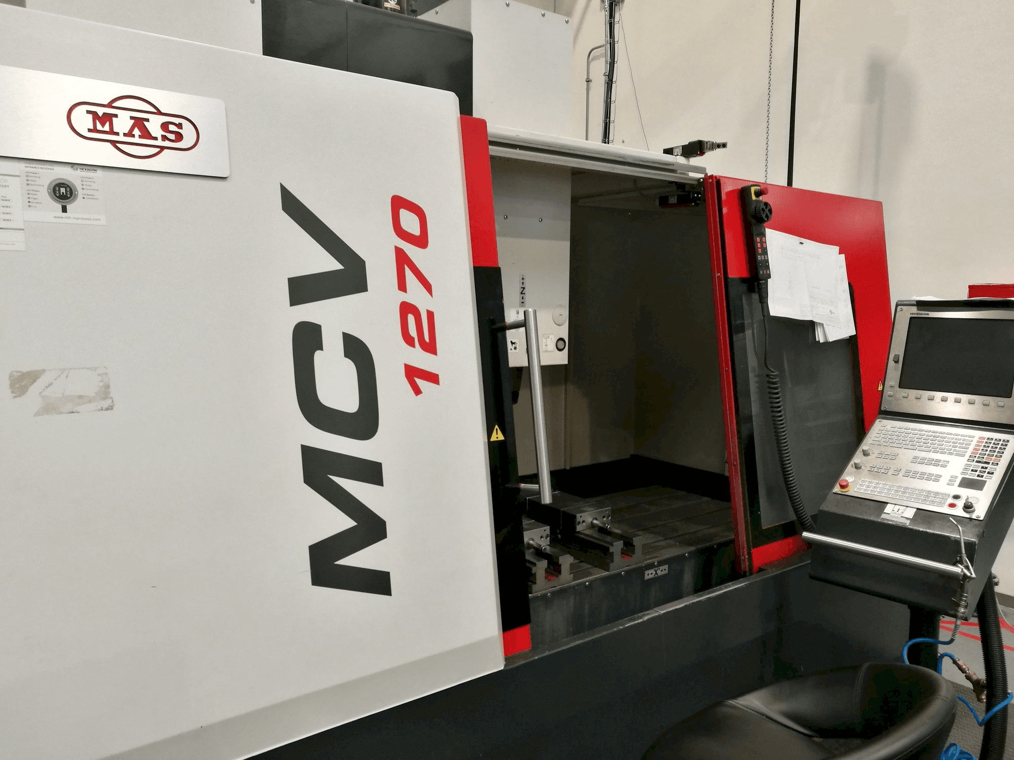 Makine KOVOSVIT MAS MCV 1270 - Önden görünüm