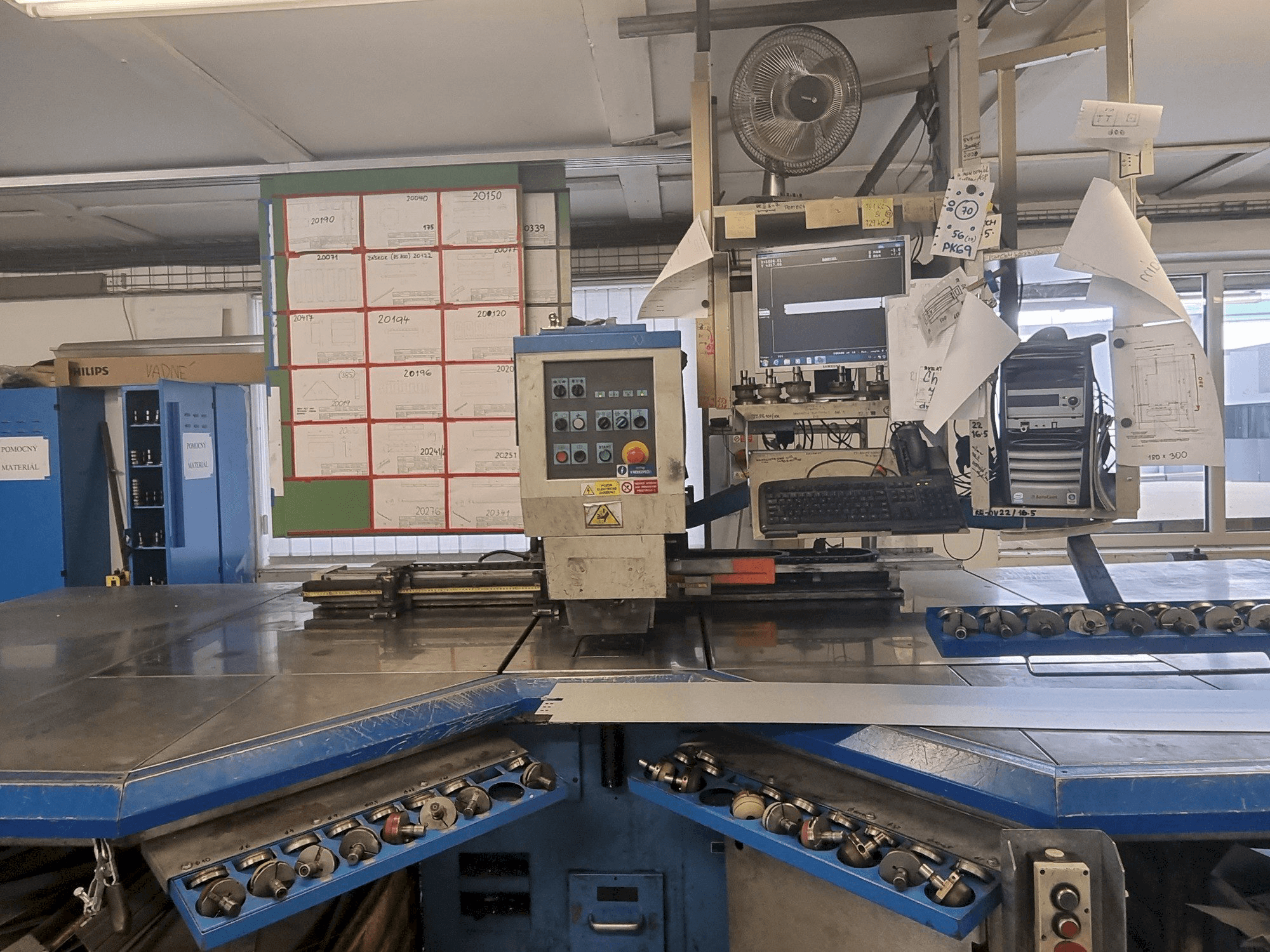 Makine Euromac CX 750/30 CNC - Önden görünüm