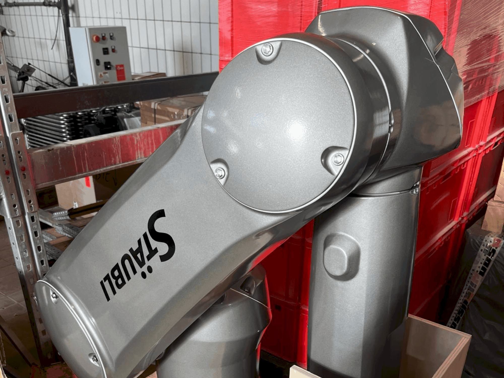 Makine STAUBLI TX2-160 LHE - Önden görünüm