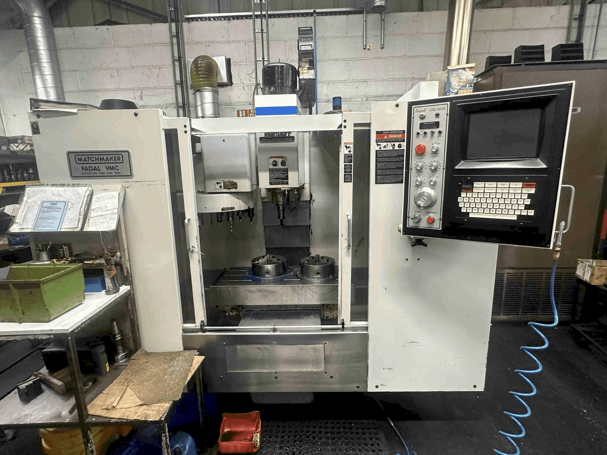 Makine FADAL VMC 15XT - Önden görünüm