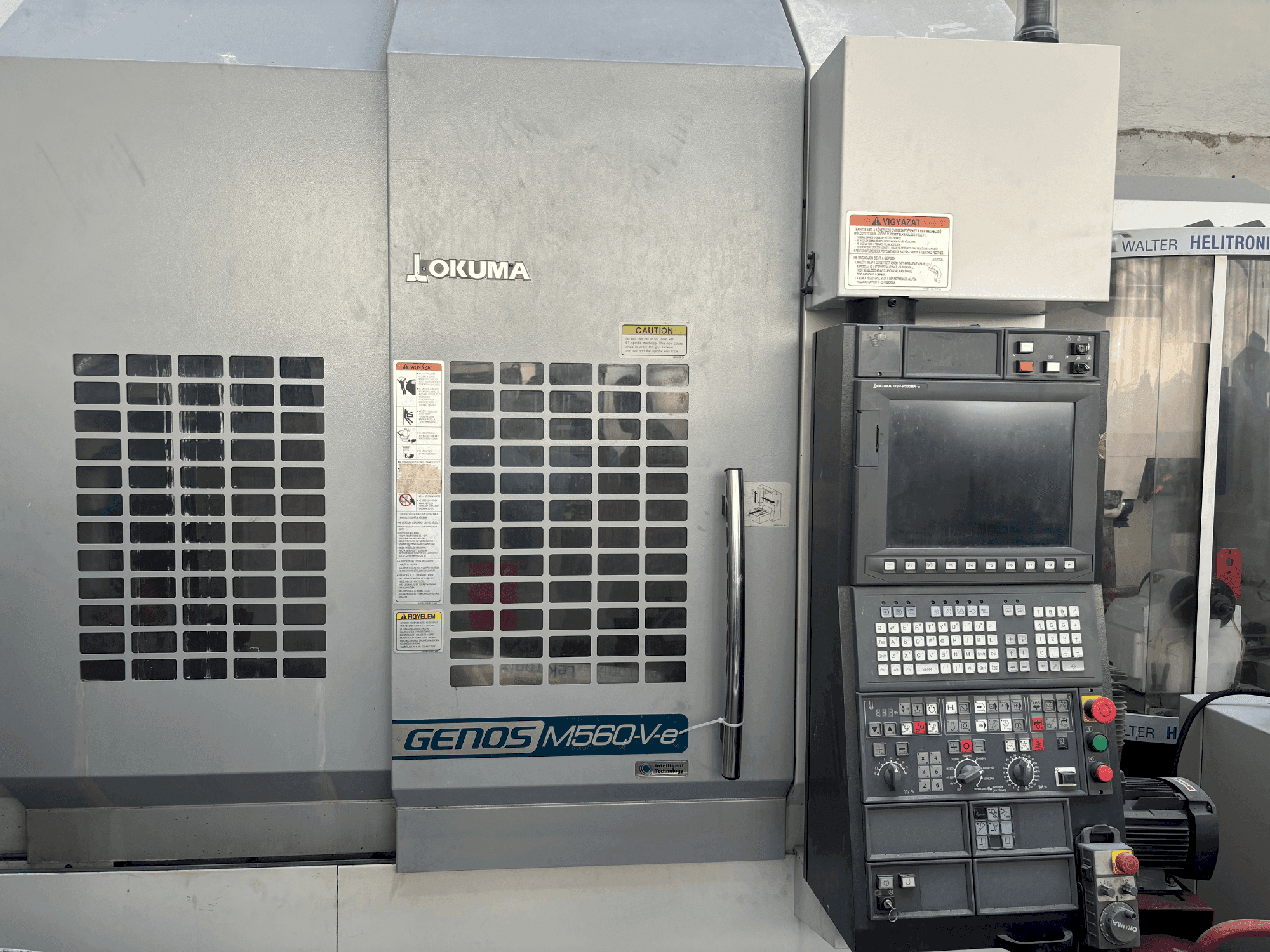 Makine Okuma Genos M56-V-e - Önden görünüm