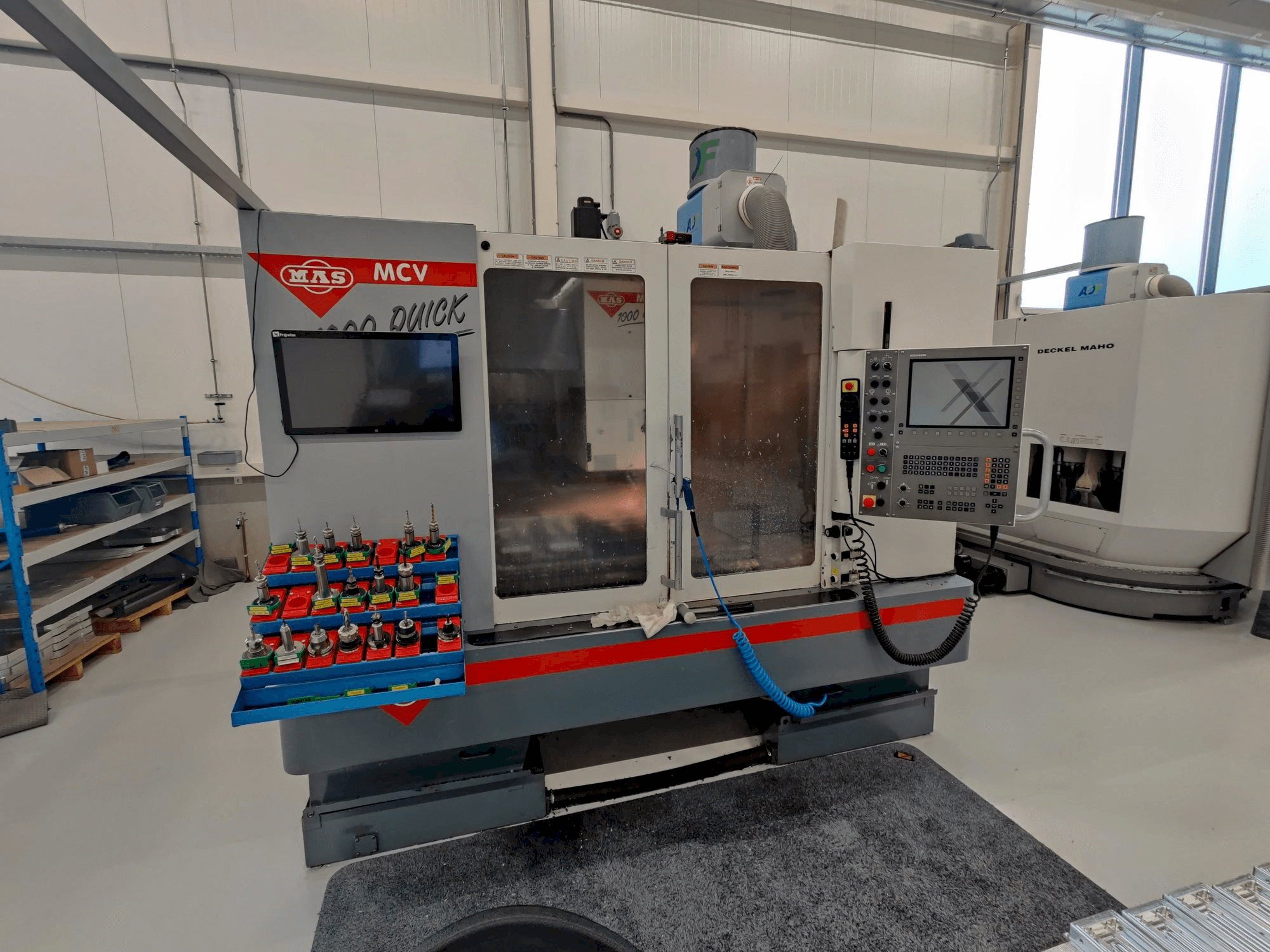 Makine MAS MCV1000 Quick - Önden görünüm