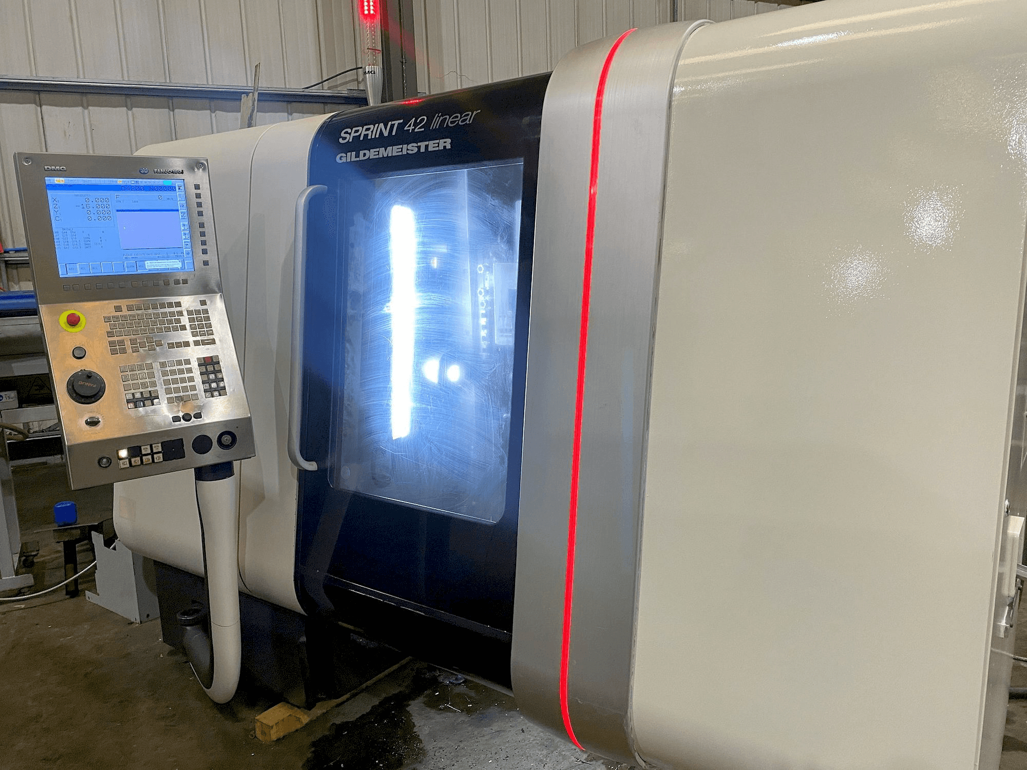 Makine DMG GILDEMEISTER SPRINT 42 linear - Önden görünüm