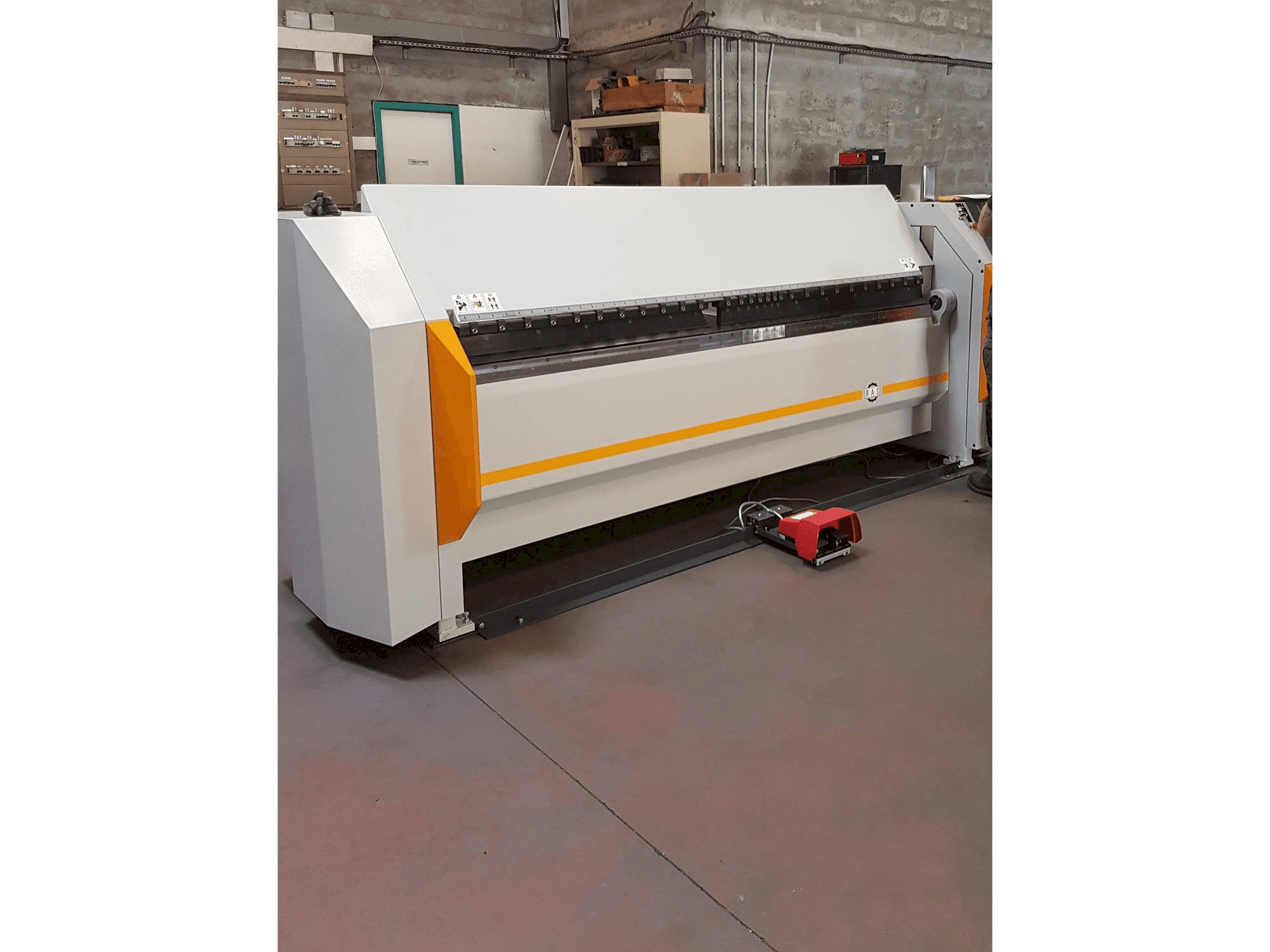 Makine RAS 62.25 TURBObend Plus - Önden görünüm