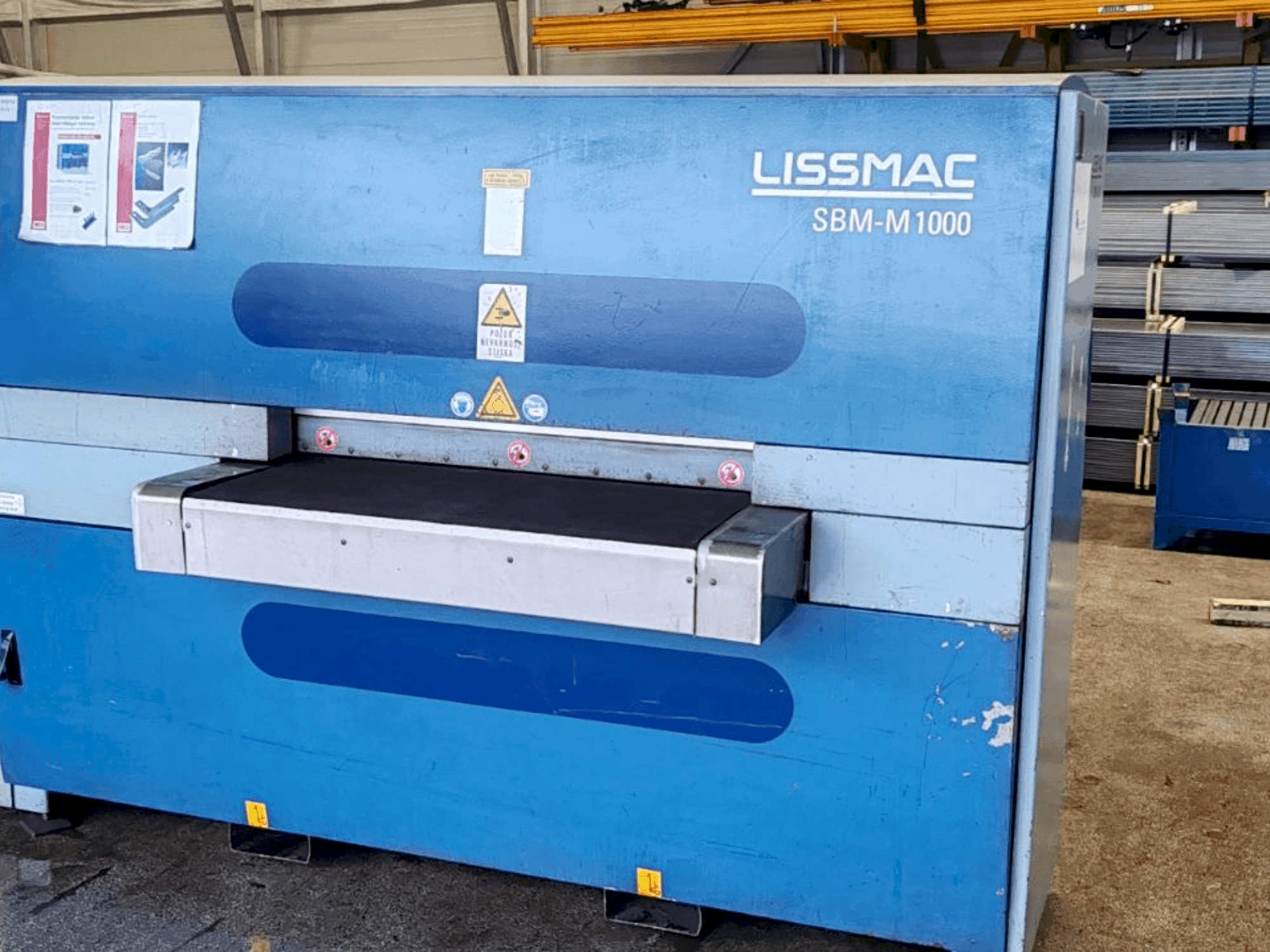 Makine LISSMAC SBM-M 1000 B2 - Önden görünüm