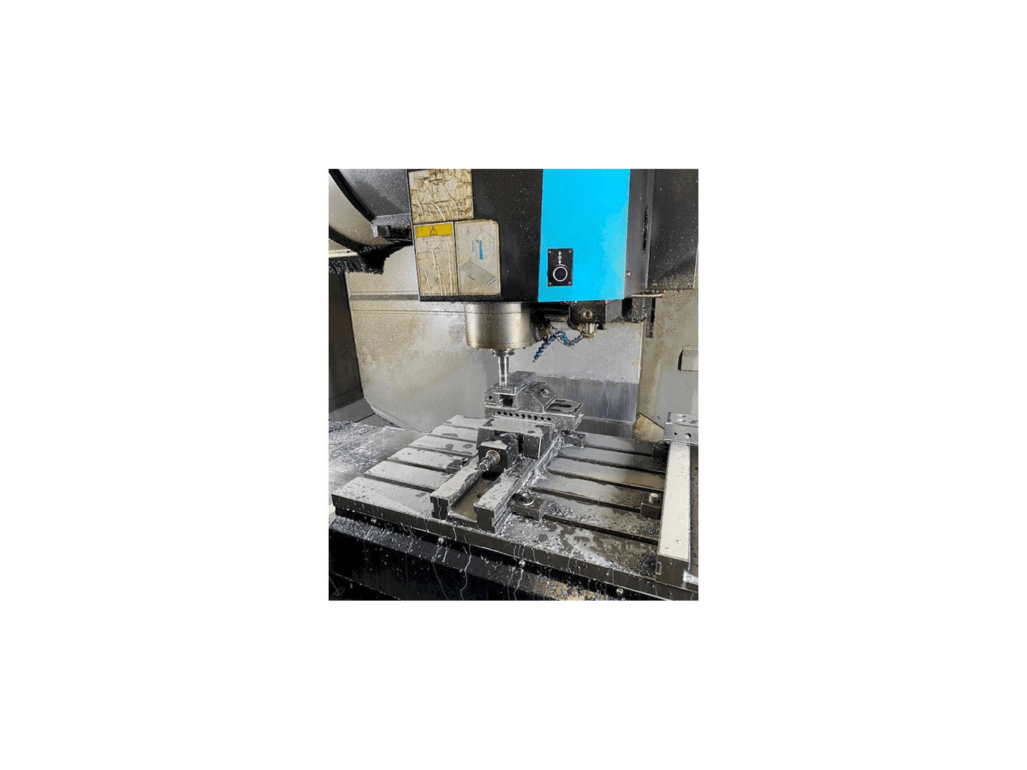 Makine Hurco VMX42i - Önden görünüm