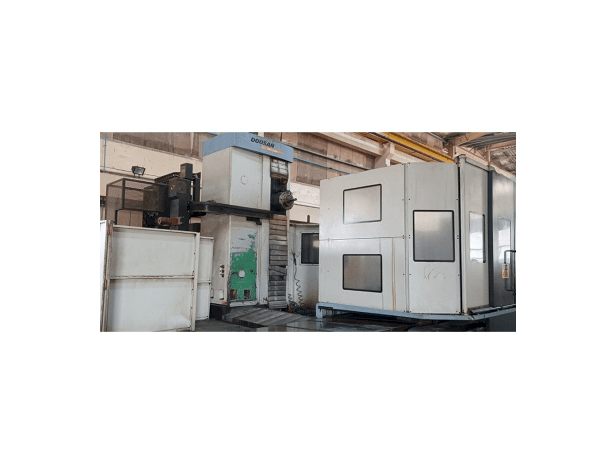 Makine Doosan DBC 130P - Önden görünüm