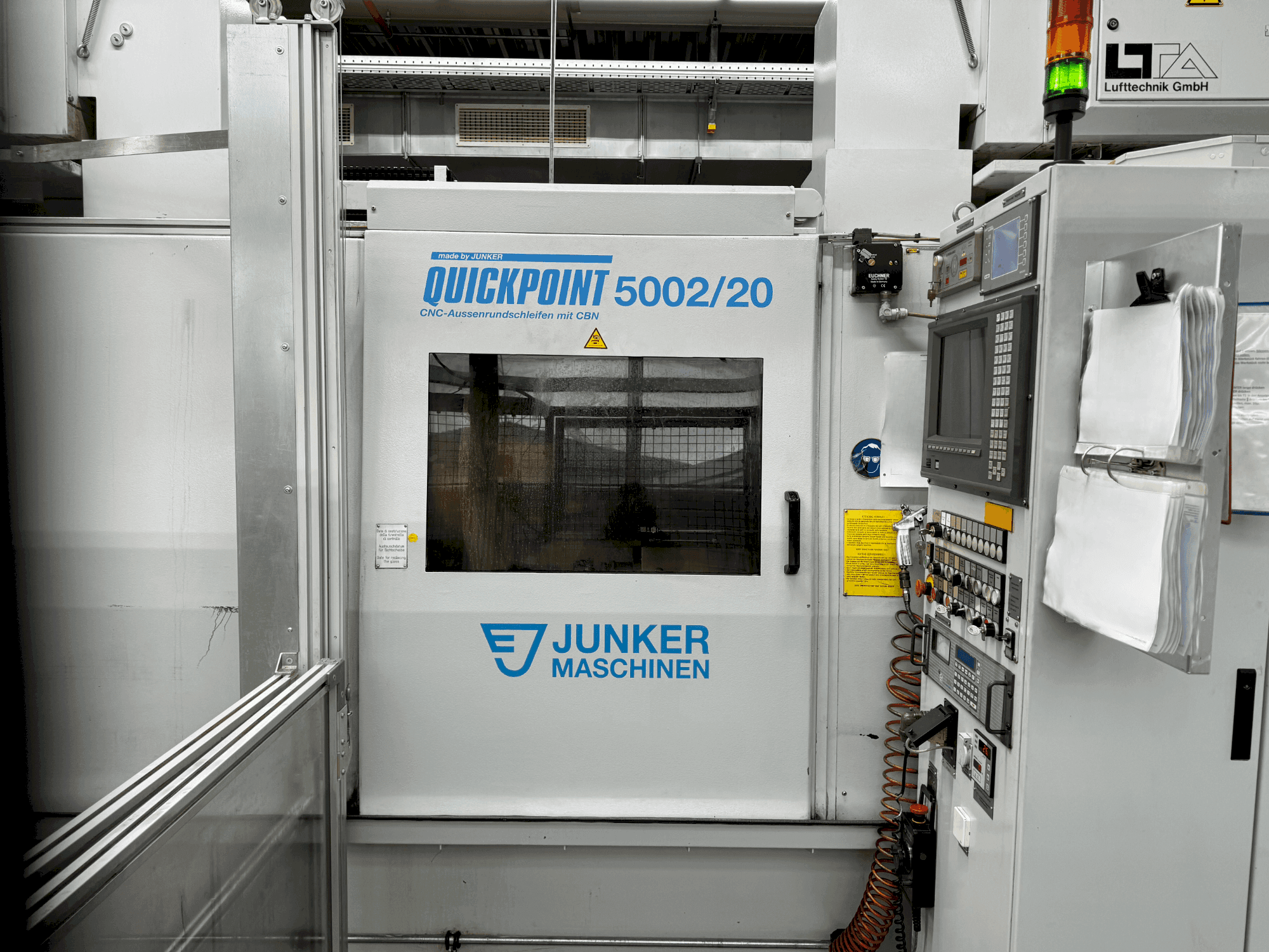 Makine JUNKER Quickpoint 5002/20 - Önden görünüm