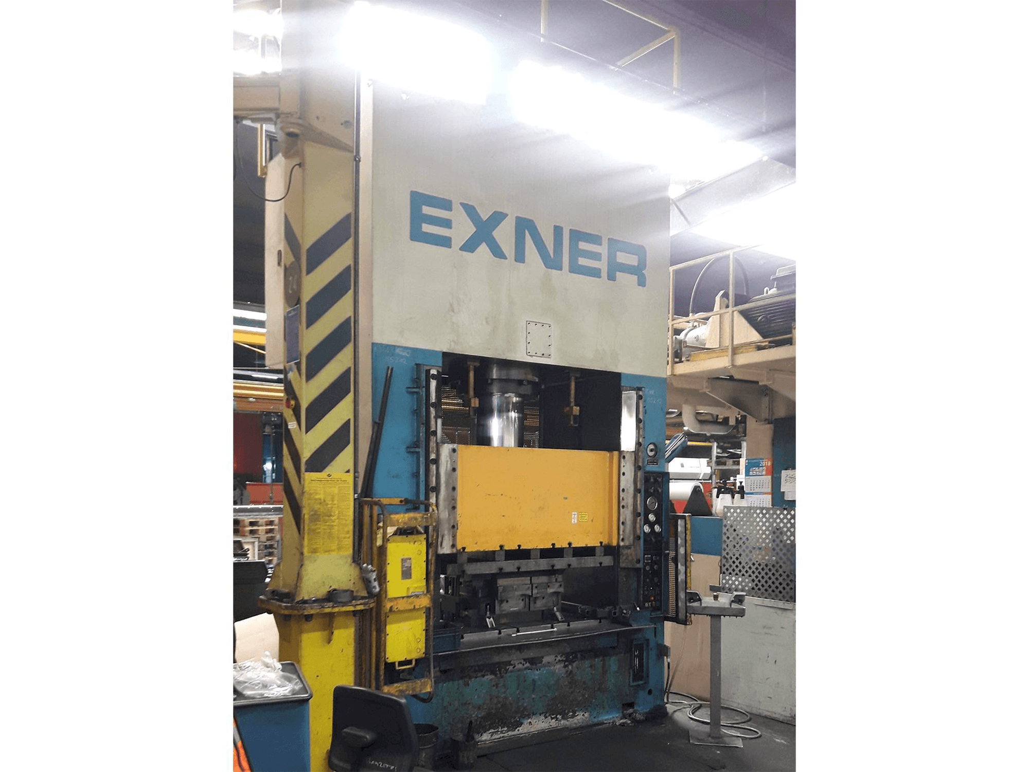 Makine EXNER EX SB ZR 300/100 - Önden görünüm