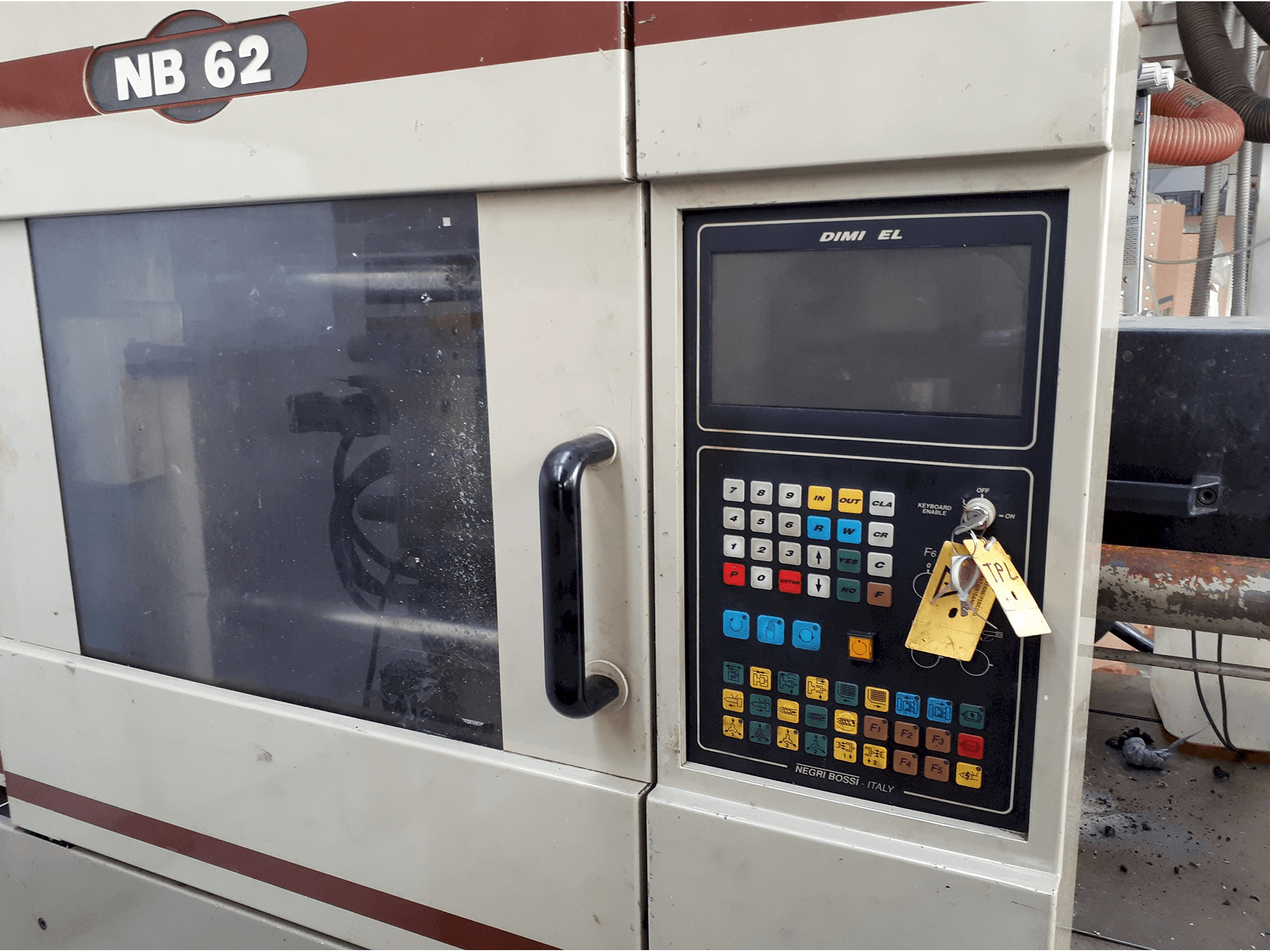 Makine Negri Bossi - Sağdan görünüm NB 62