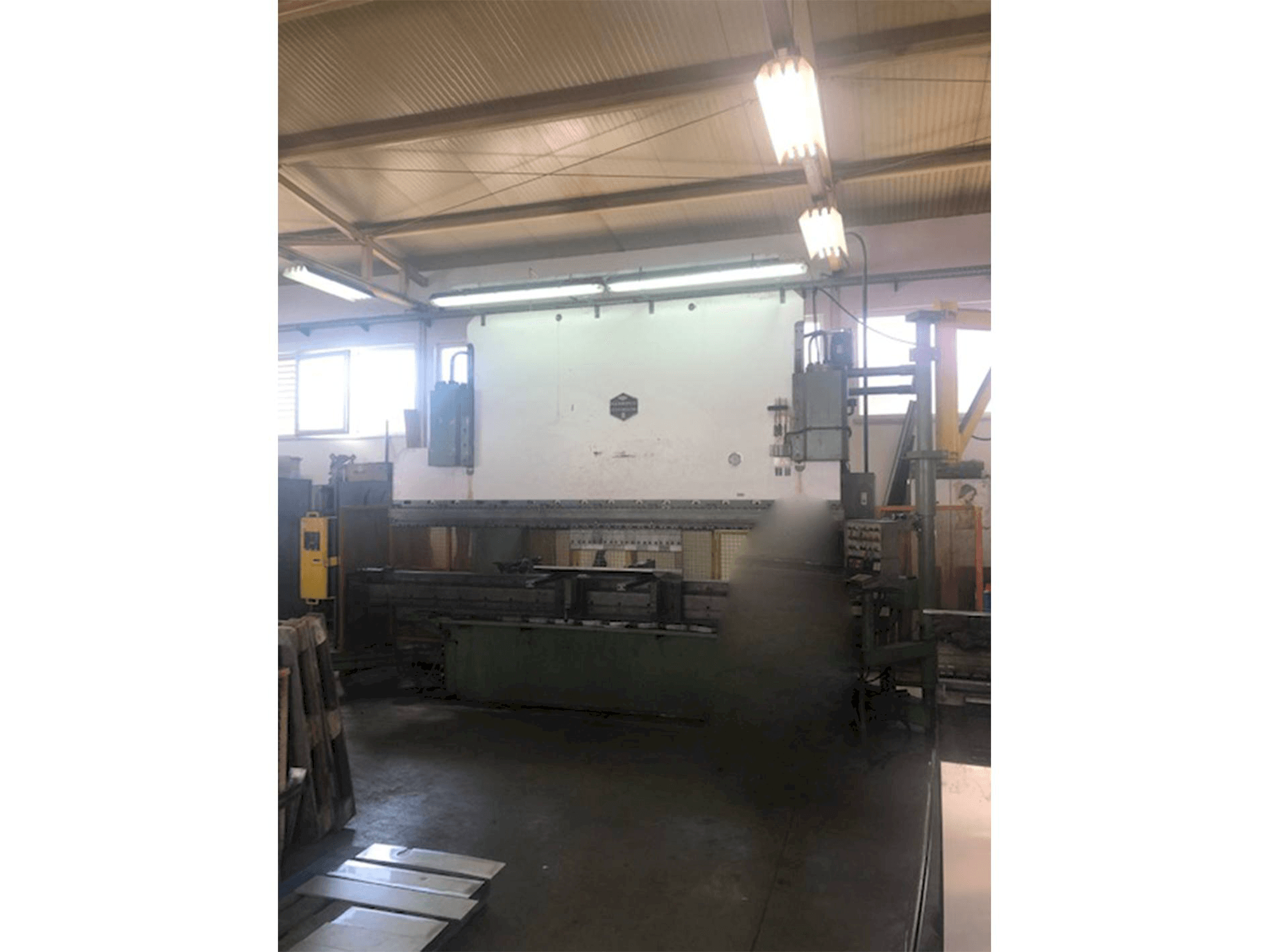 Makine HAMMERLE AP CNC 200 SID - Önden görünüm
