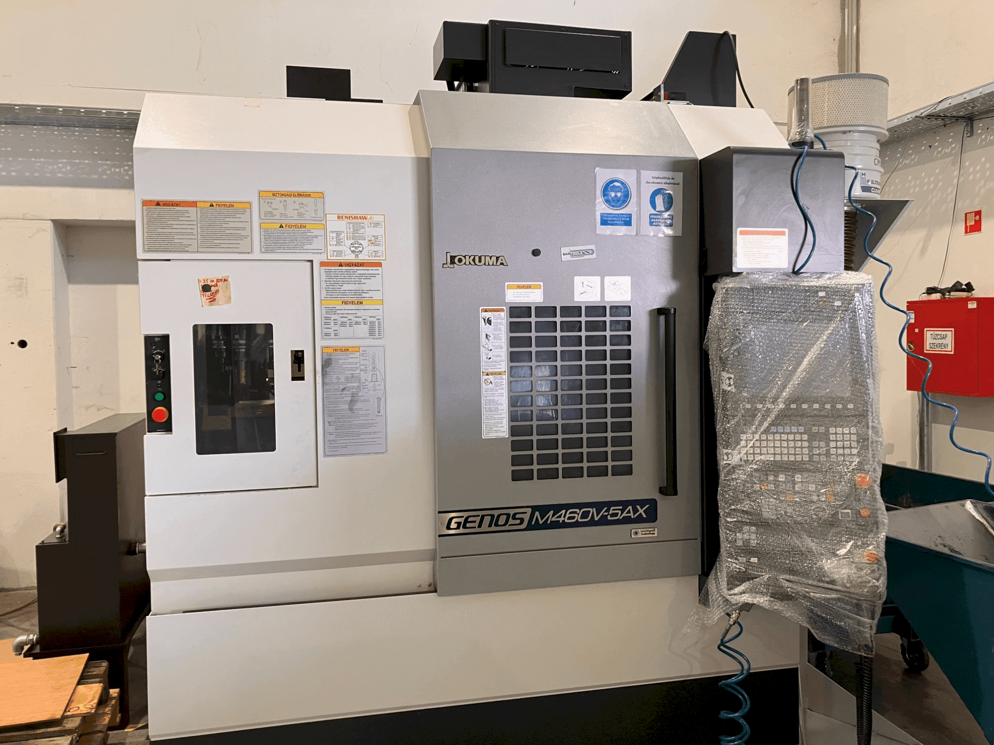 Makine Okuma GENOS M460V-5AX - Önden görünüm