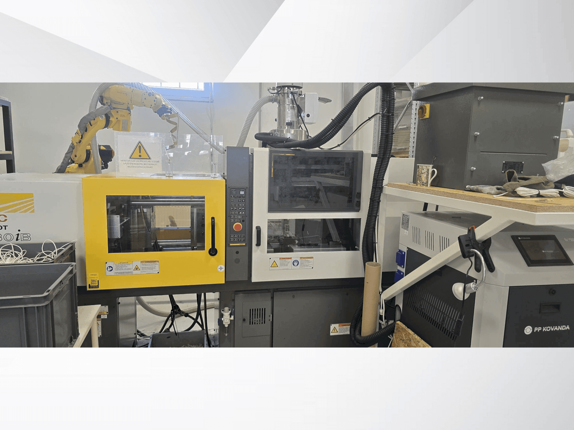 Makine FANUC Roboshot alpha-i30B - Önden görünüm