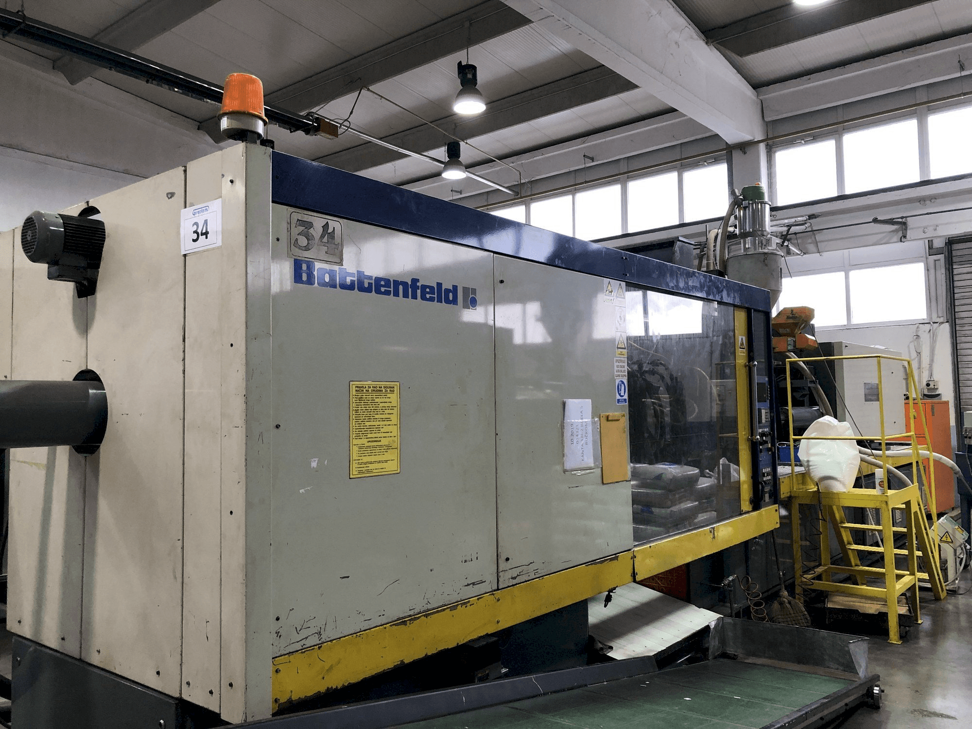 Makine Battenfeld BK-T 5000-4000 - Sol taraftaki görüntü