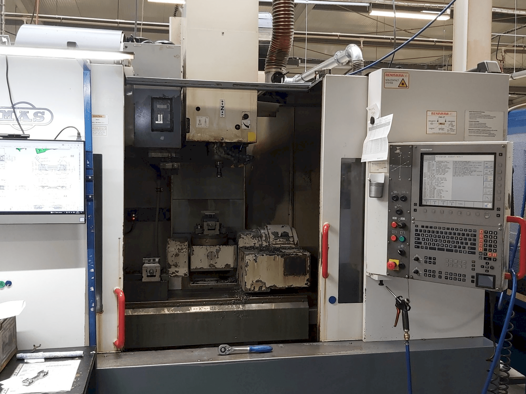 Makine KOVOSVIT MAS MCV 1016 Quick - Önden görünüm