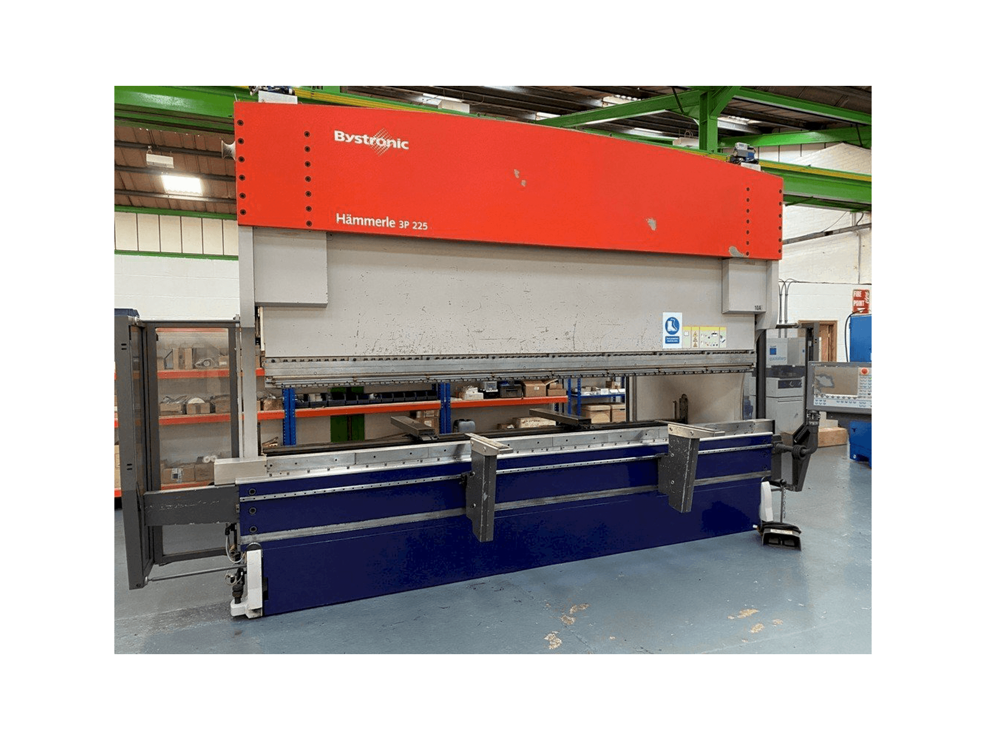 Makine Bystronic Hammerle 225/4100 3P - Önden görünüm