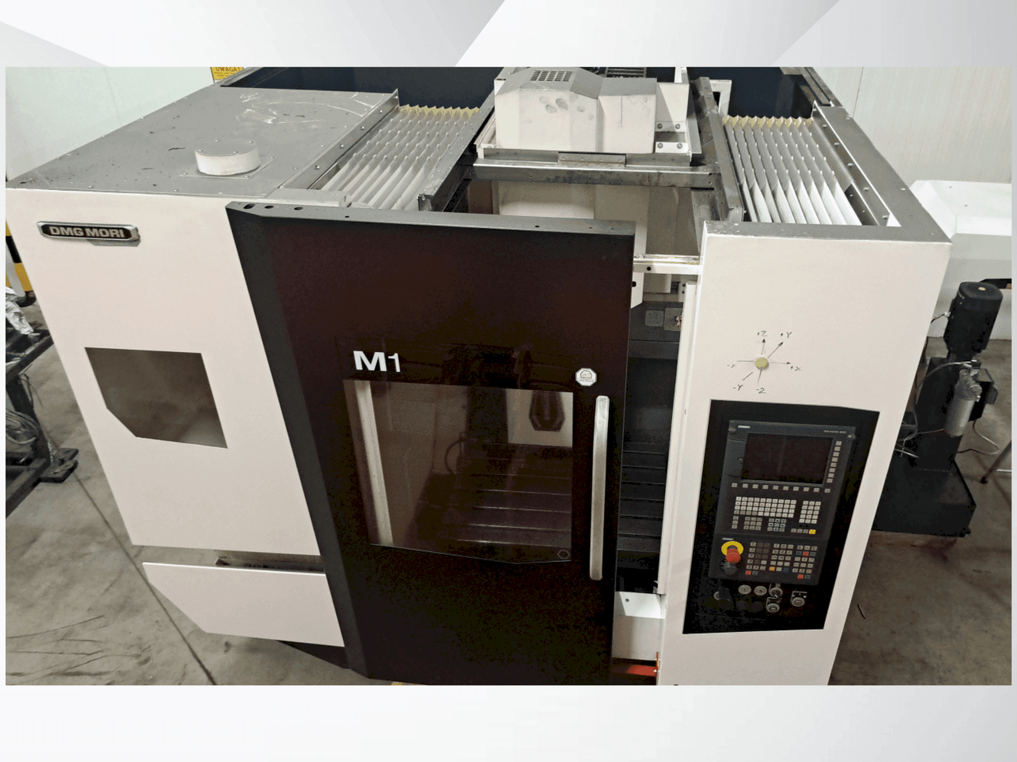 Makine DMG MORI M1 PRO - Önden görünüm