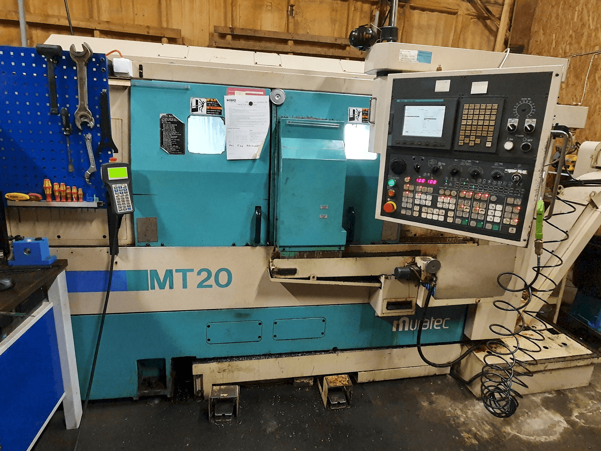 Makine Muratec MT20 - Önden görünüm