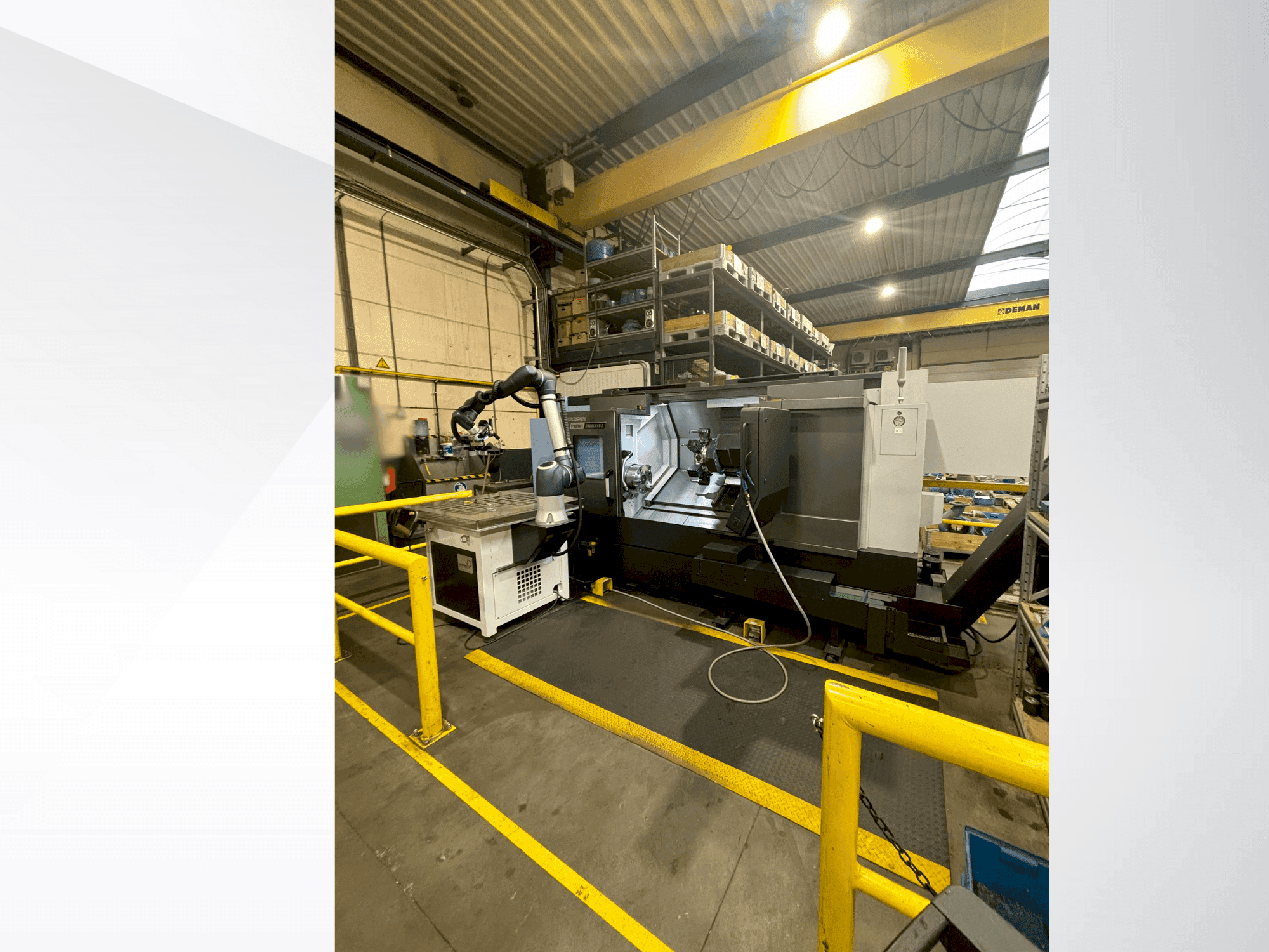 Makine DOOSAN PUMA 2600LSYB II - Önden görünüm