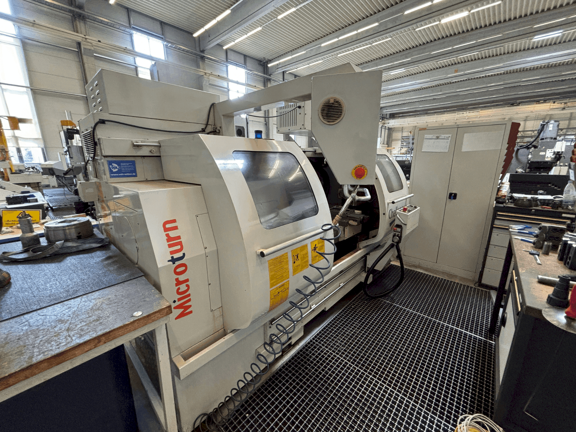 Makine Challenger Microturn BCN 1840 - Önden görünüm