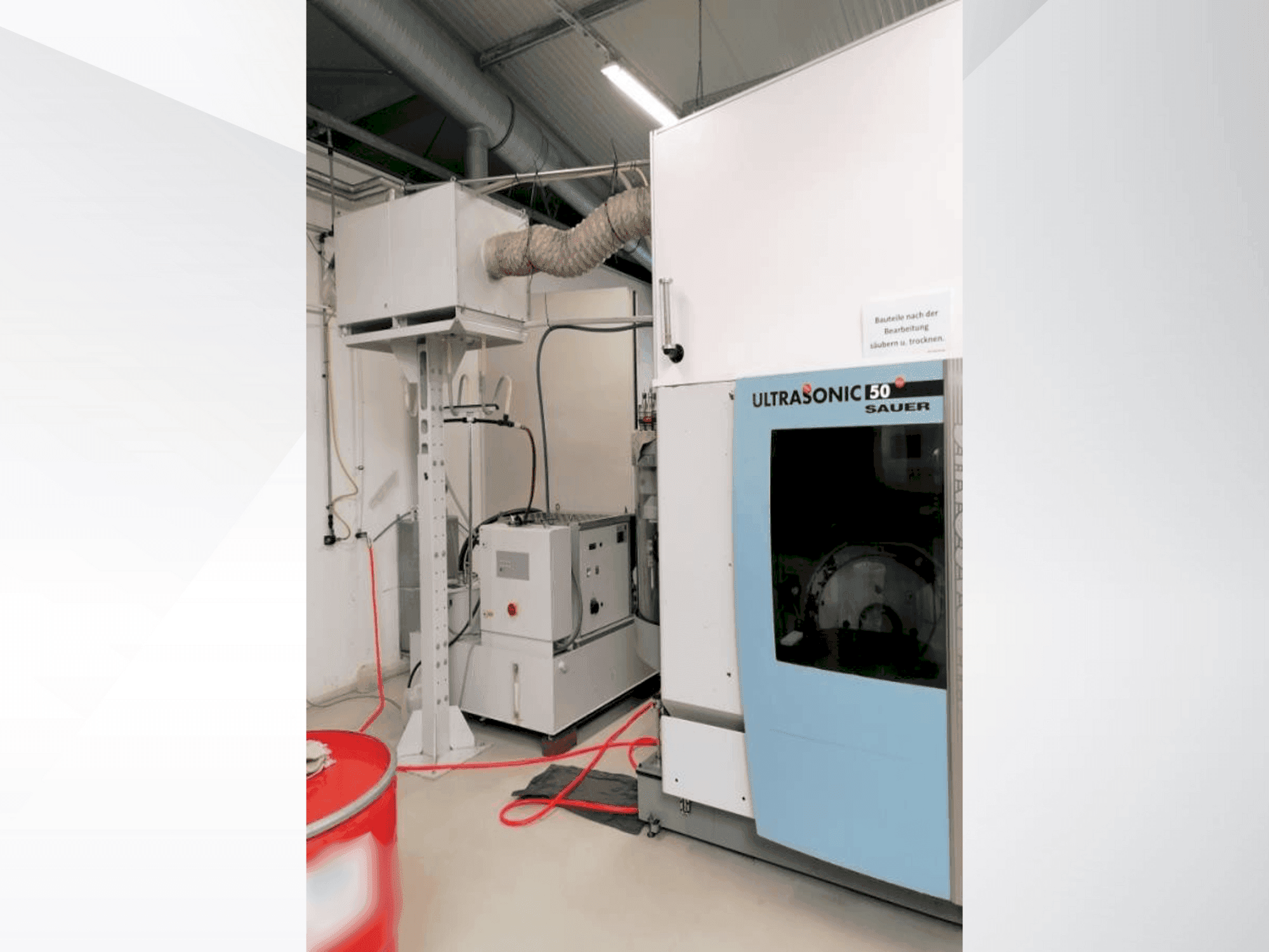 Makine DMG Sauer Ultra sonic 50 - Önden görünüm