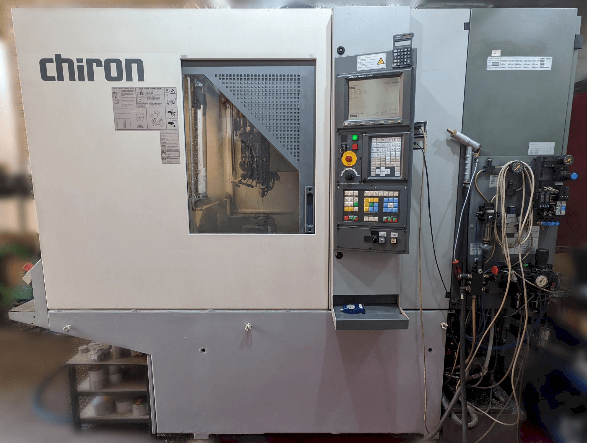 Makine CHIRON Fz 08w - Önden görünüm