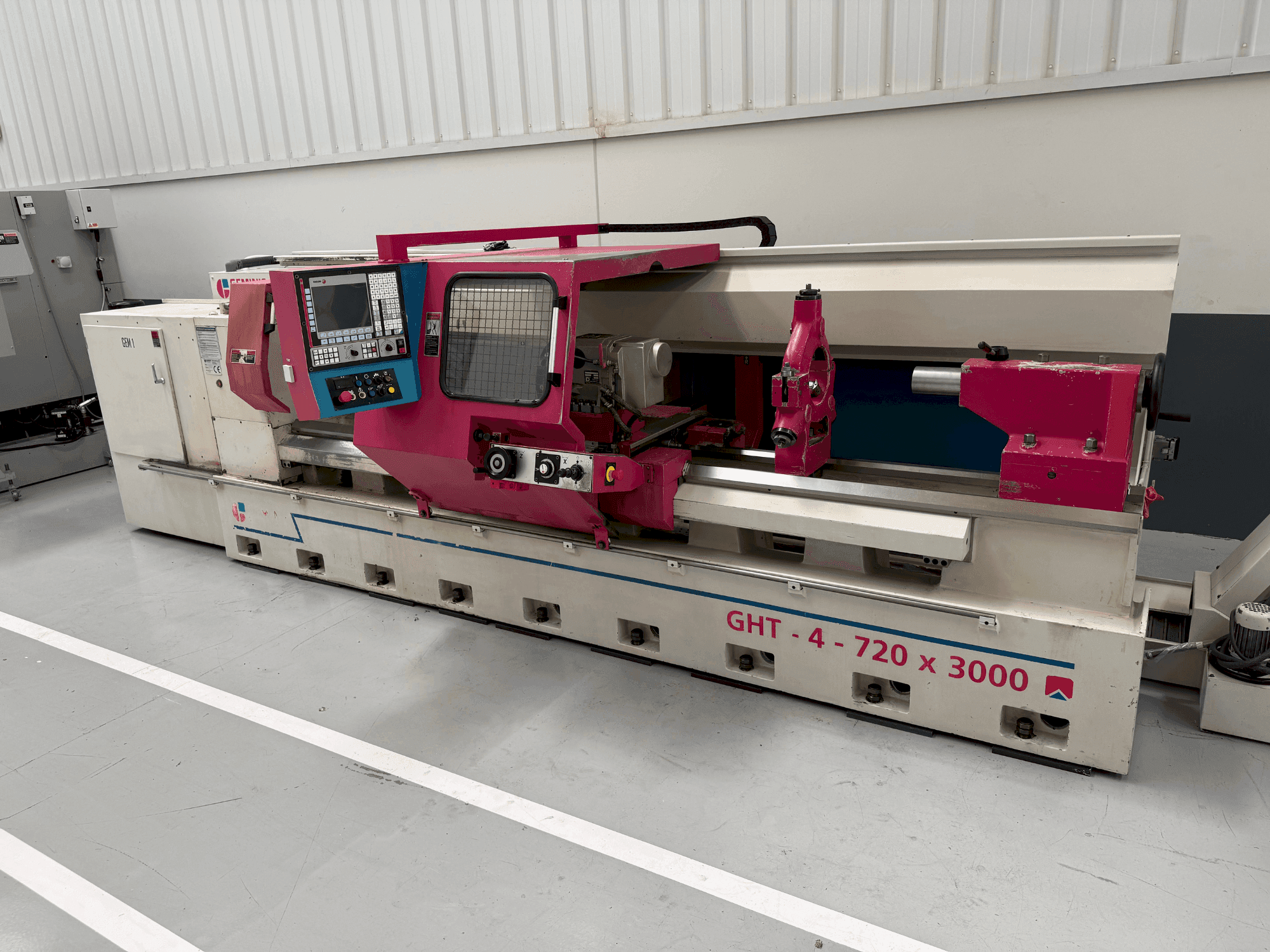 Makine Geminis GHT-4 720 x 3000 - Önden görünüm