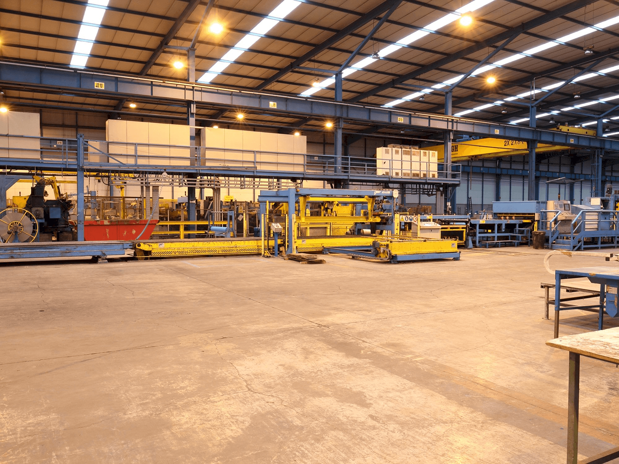 Makine ATHADER J23 - Önden görünüm