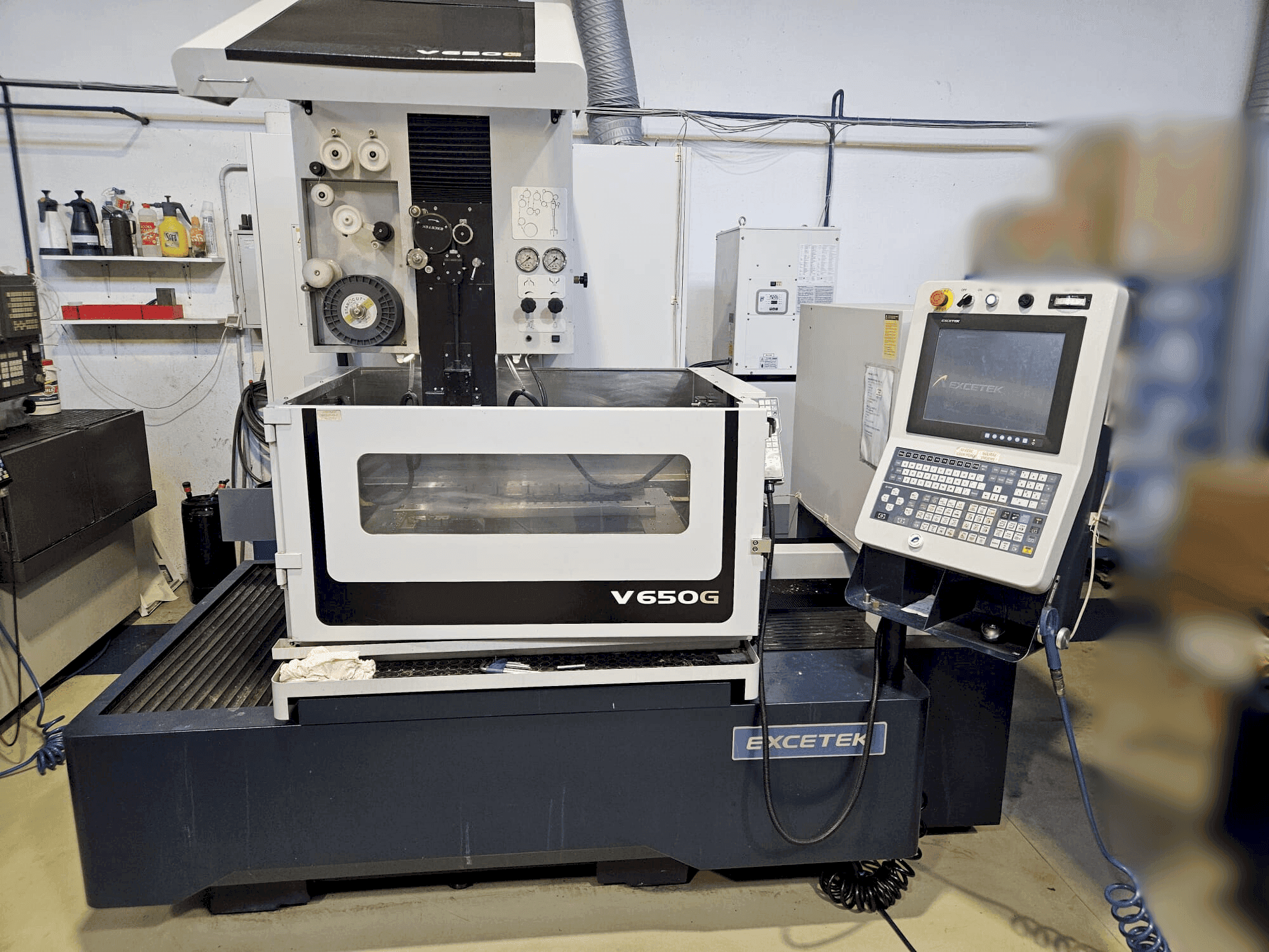Makine EXCETEK V650G - Önden görünüm