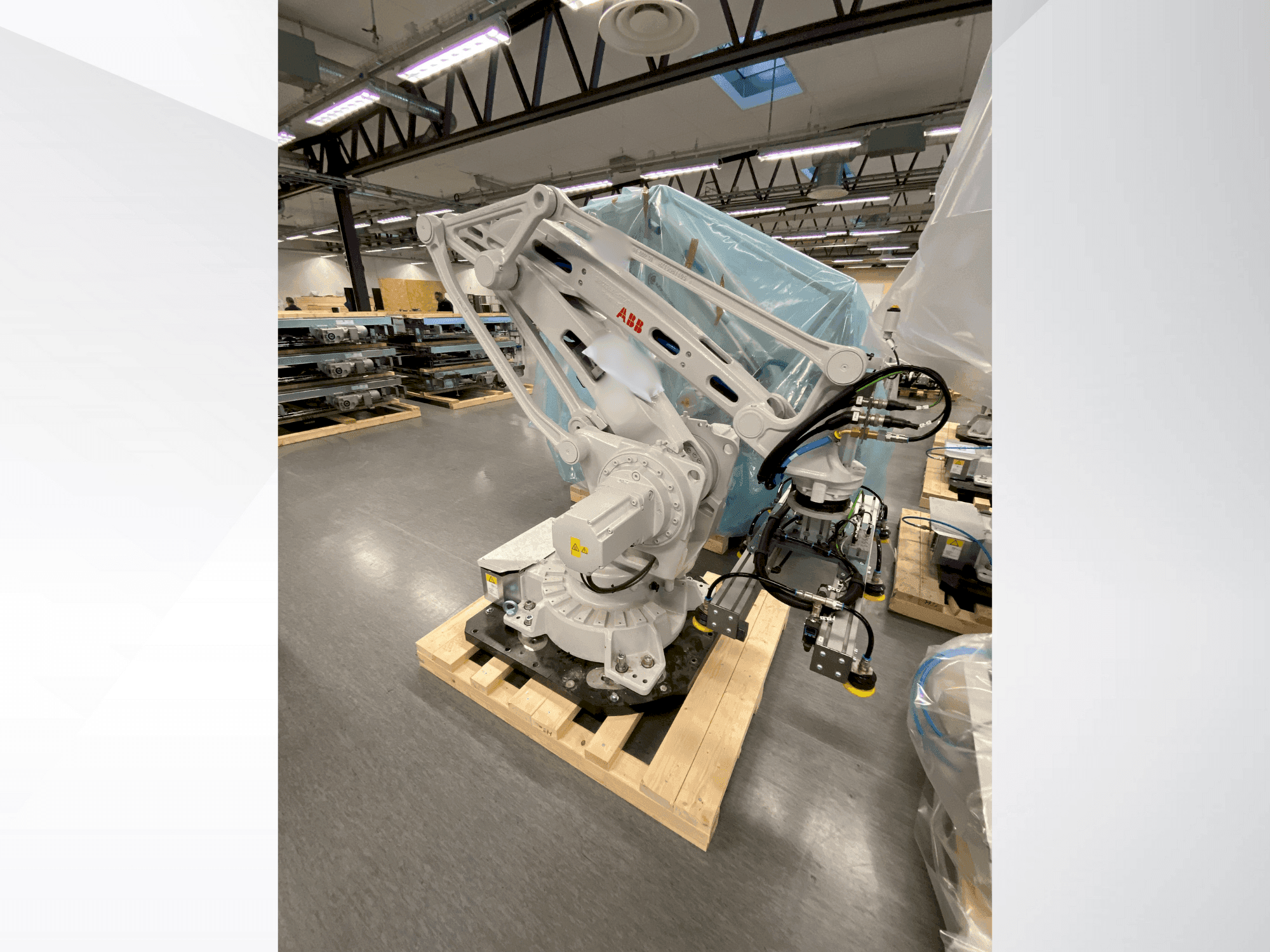 Makine ABB IRB 460-110/2.4 - Önden görünüm