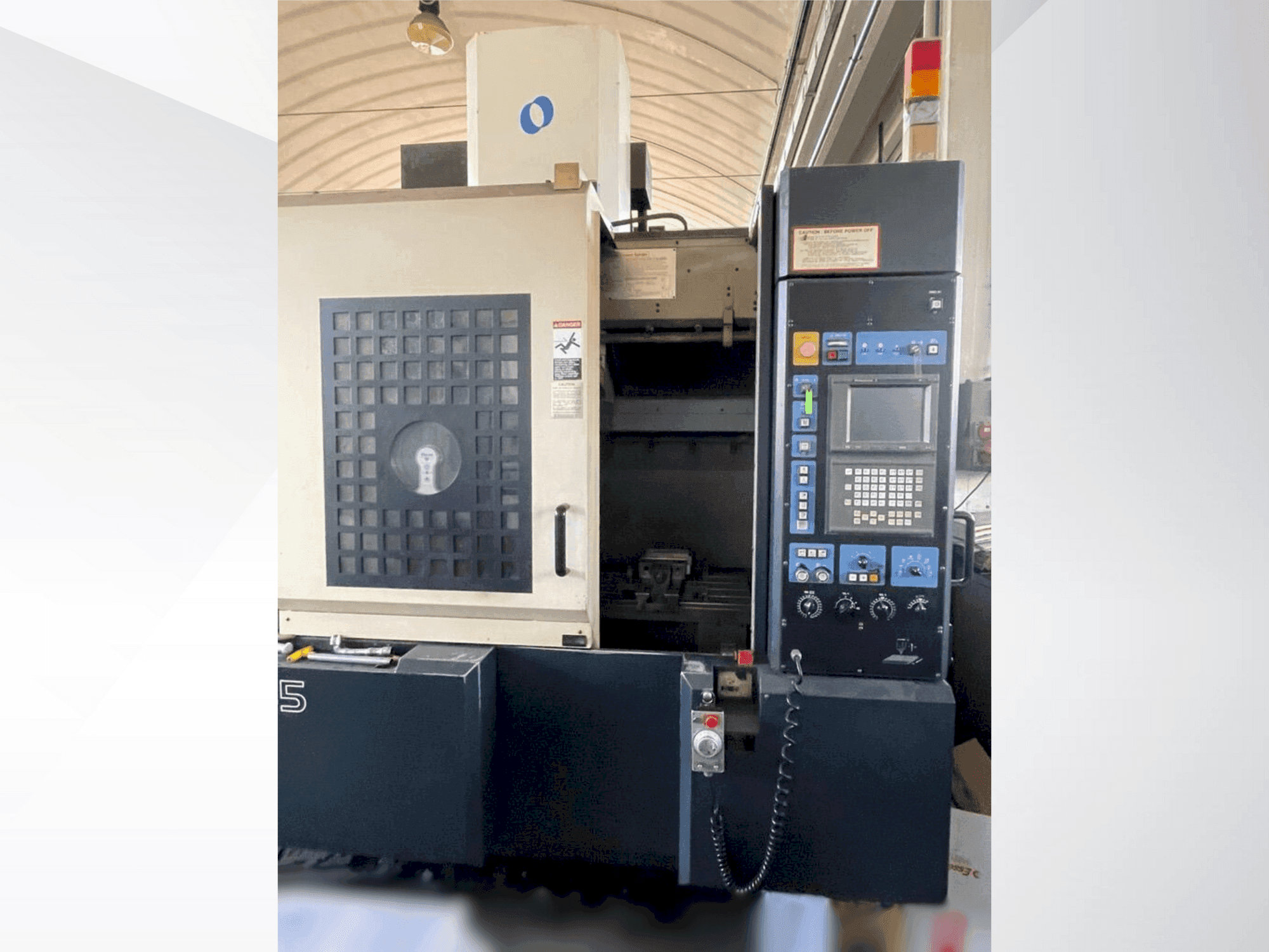 Makine Makino V55-A15 - Önden görünüm