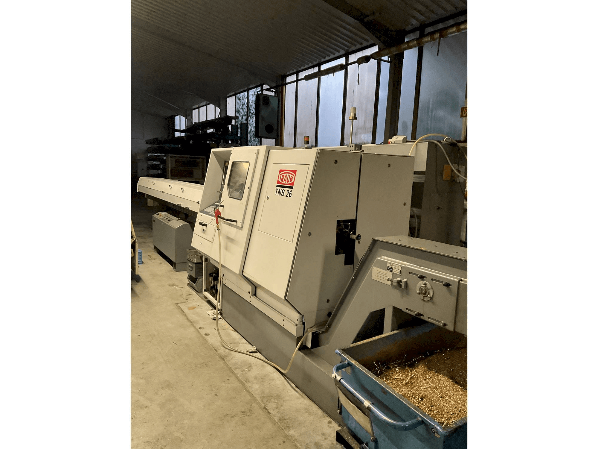 Makine TRAUB TNS 26 DGY - Önden görünüm