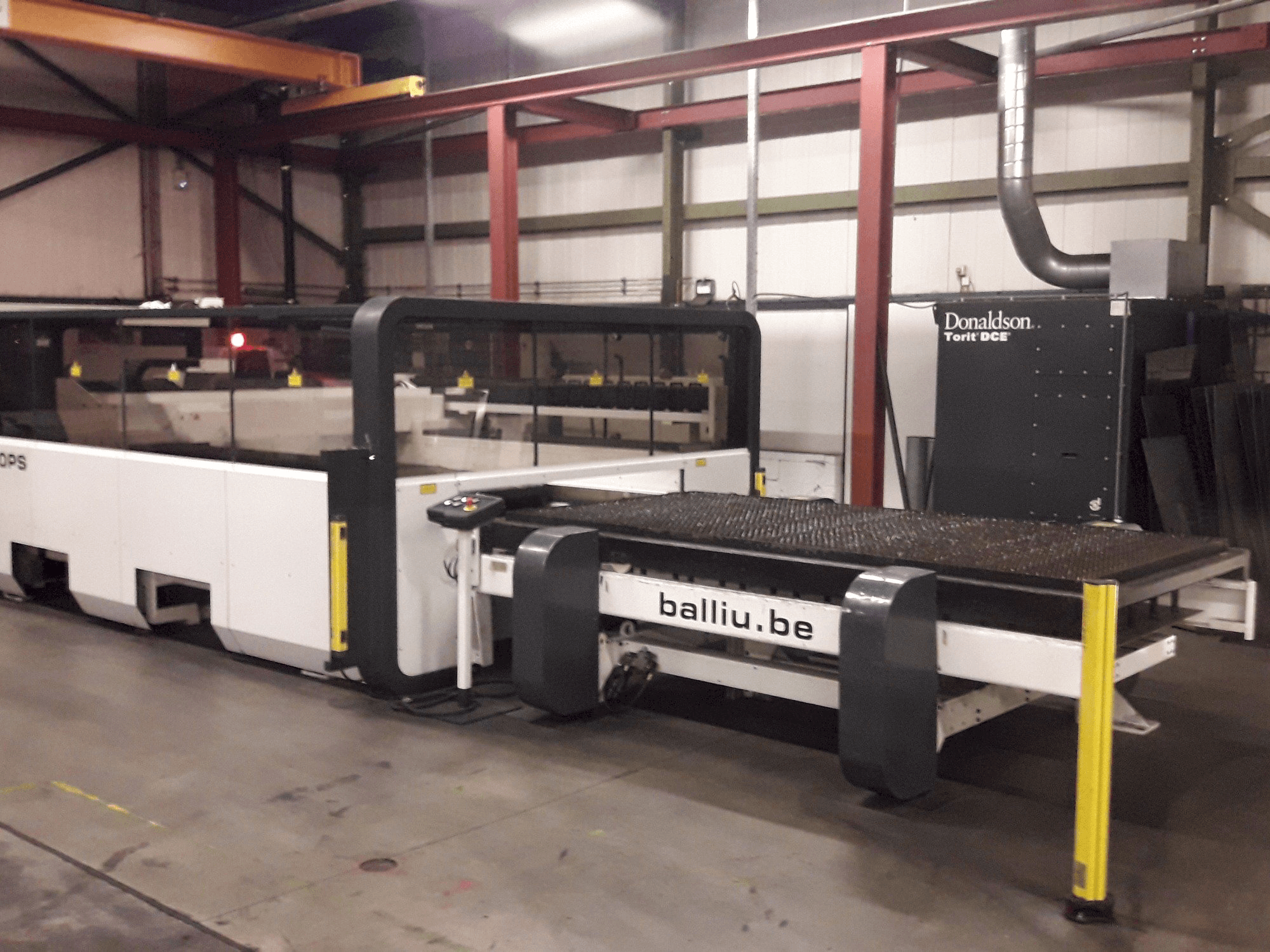 Makine Balliu LD1500PS - Önden görünüm