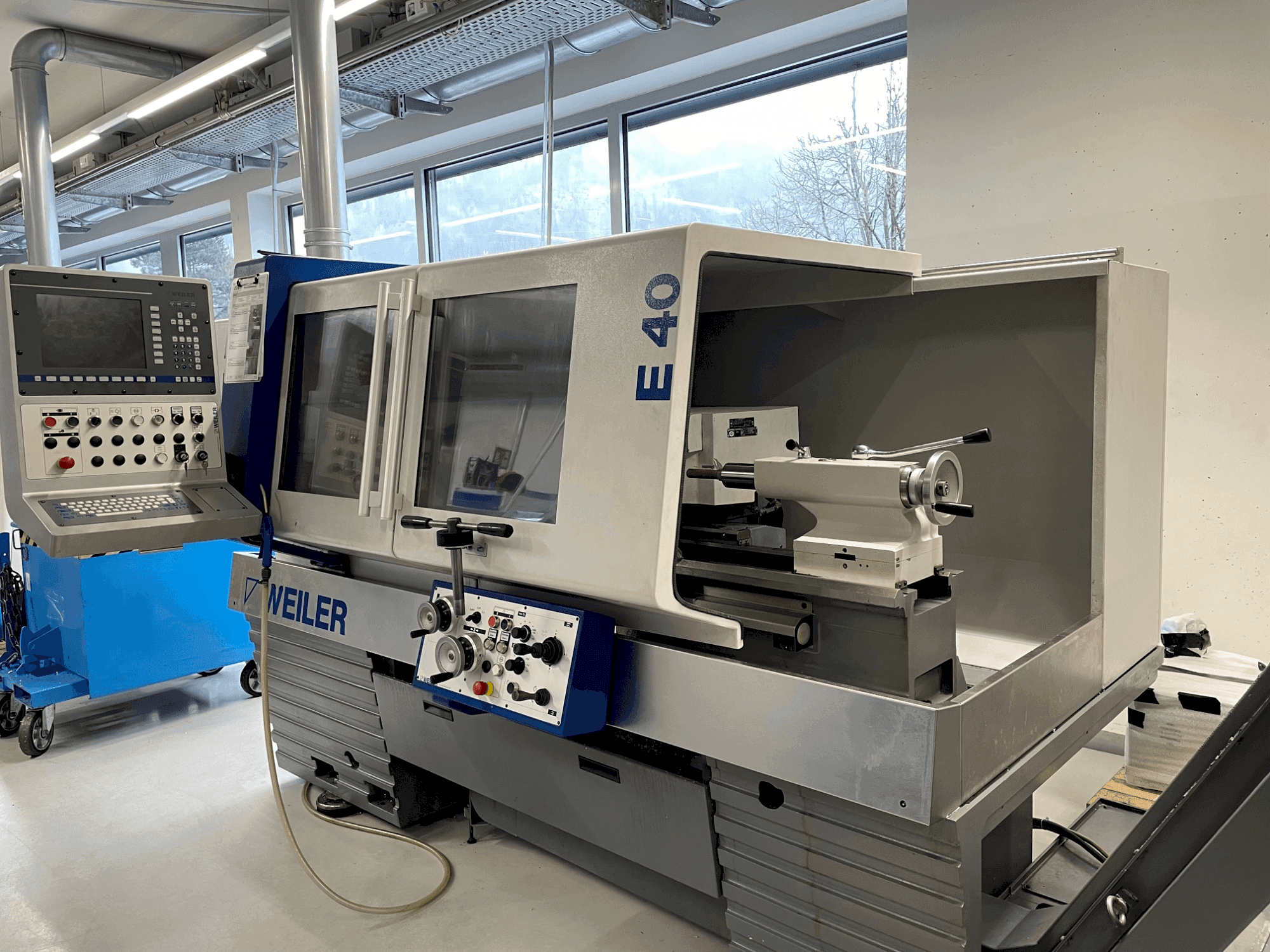 Makine Weiler E 40 x 1000 - Önden görünüm