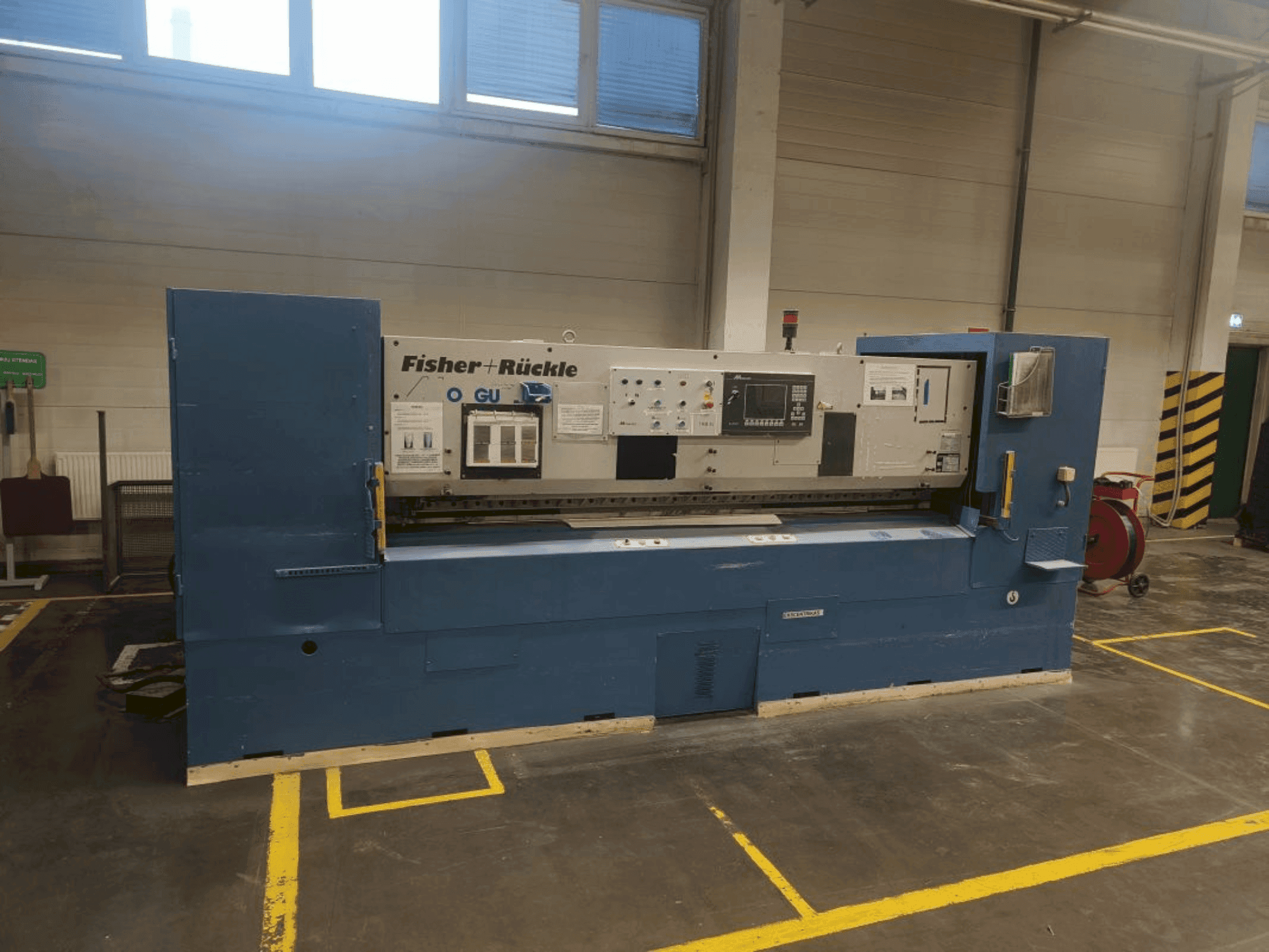 Makine FISCHER & RüCKLE Monguzzi AFD 35 / 2600 - Önden görünüm