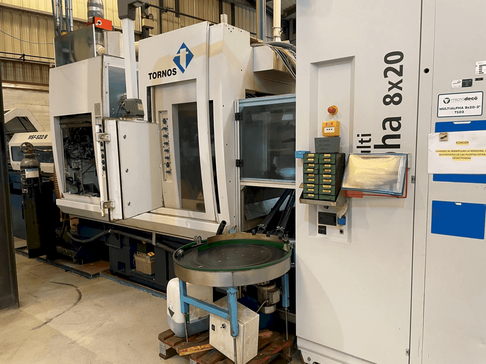 Makine TORNOS MultiAlpha 8x20 - Önden görünüm