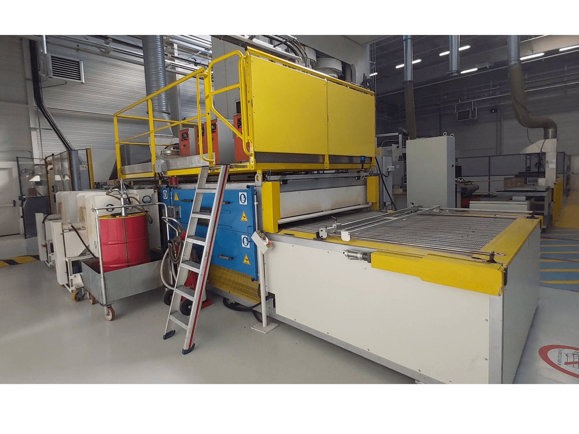 Makine CANNON PRE PREG OVEN - Önden görünüm