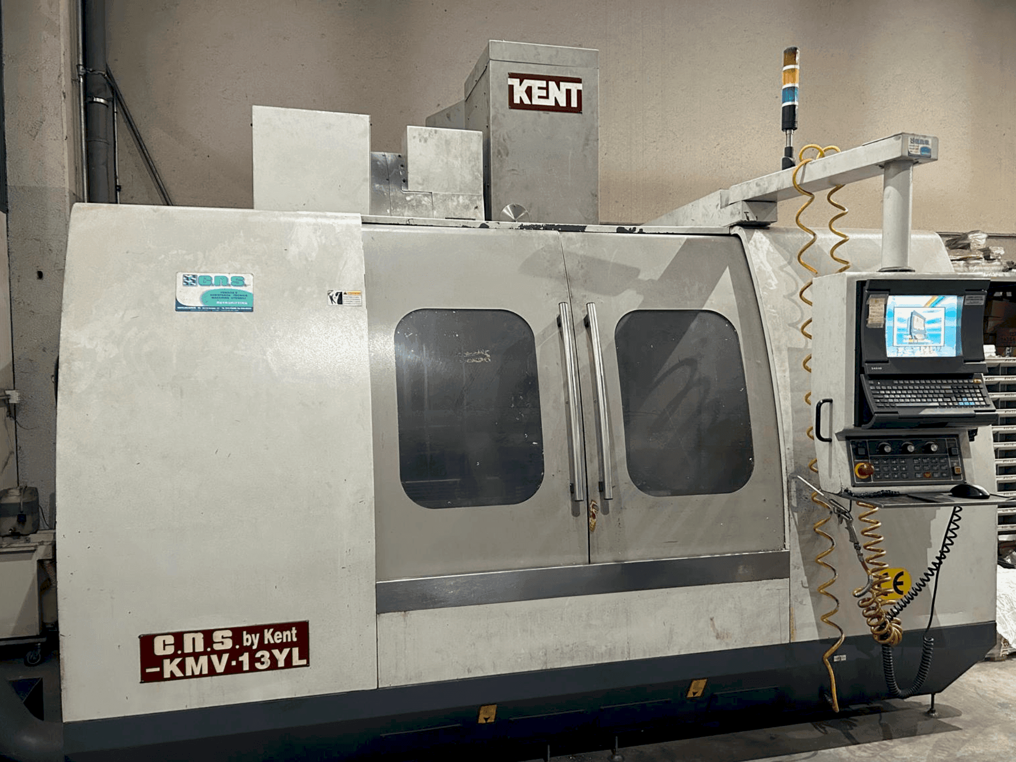 Makine Kent KMV 13 YL - Önden görünüm