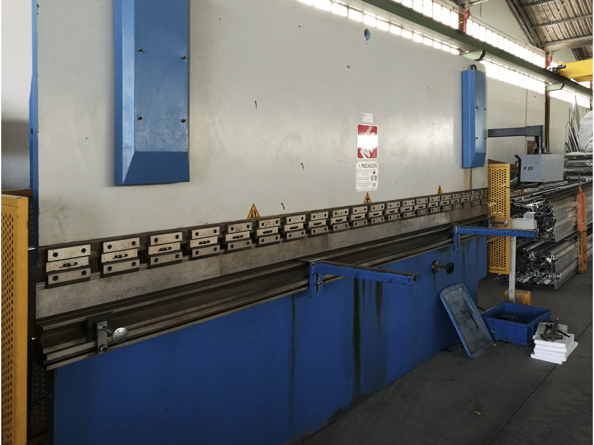 Makine MG - Sol görünüm 100-4000