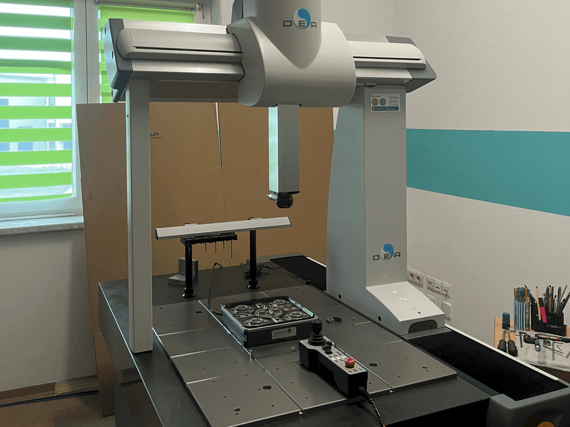 Makine Hexagon Global 07.10.07 - Önden görünüm