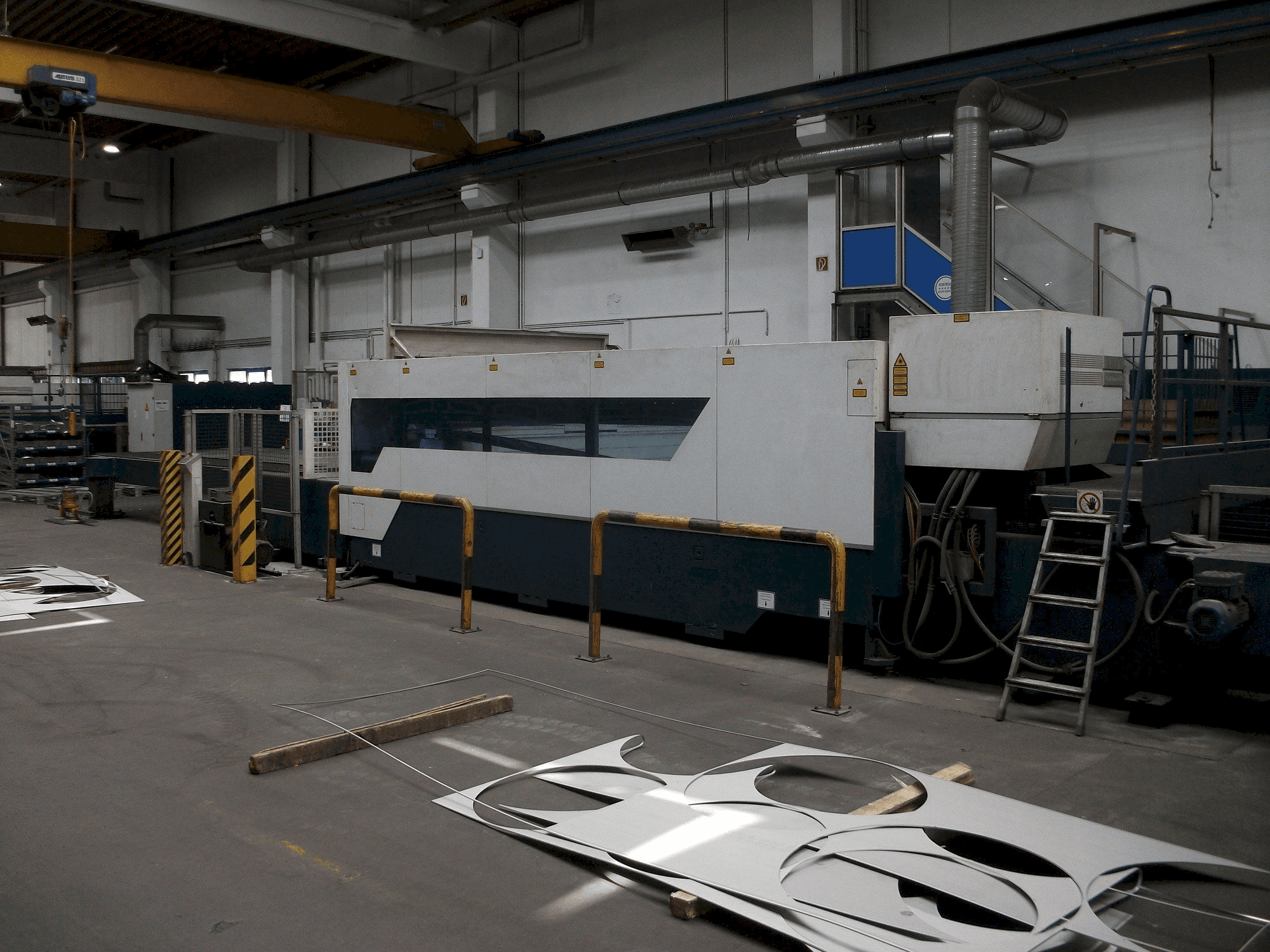 Makine Trumpf TruLaser 8000 TruFlow 6000 - Önden görünüm