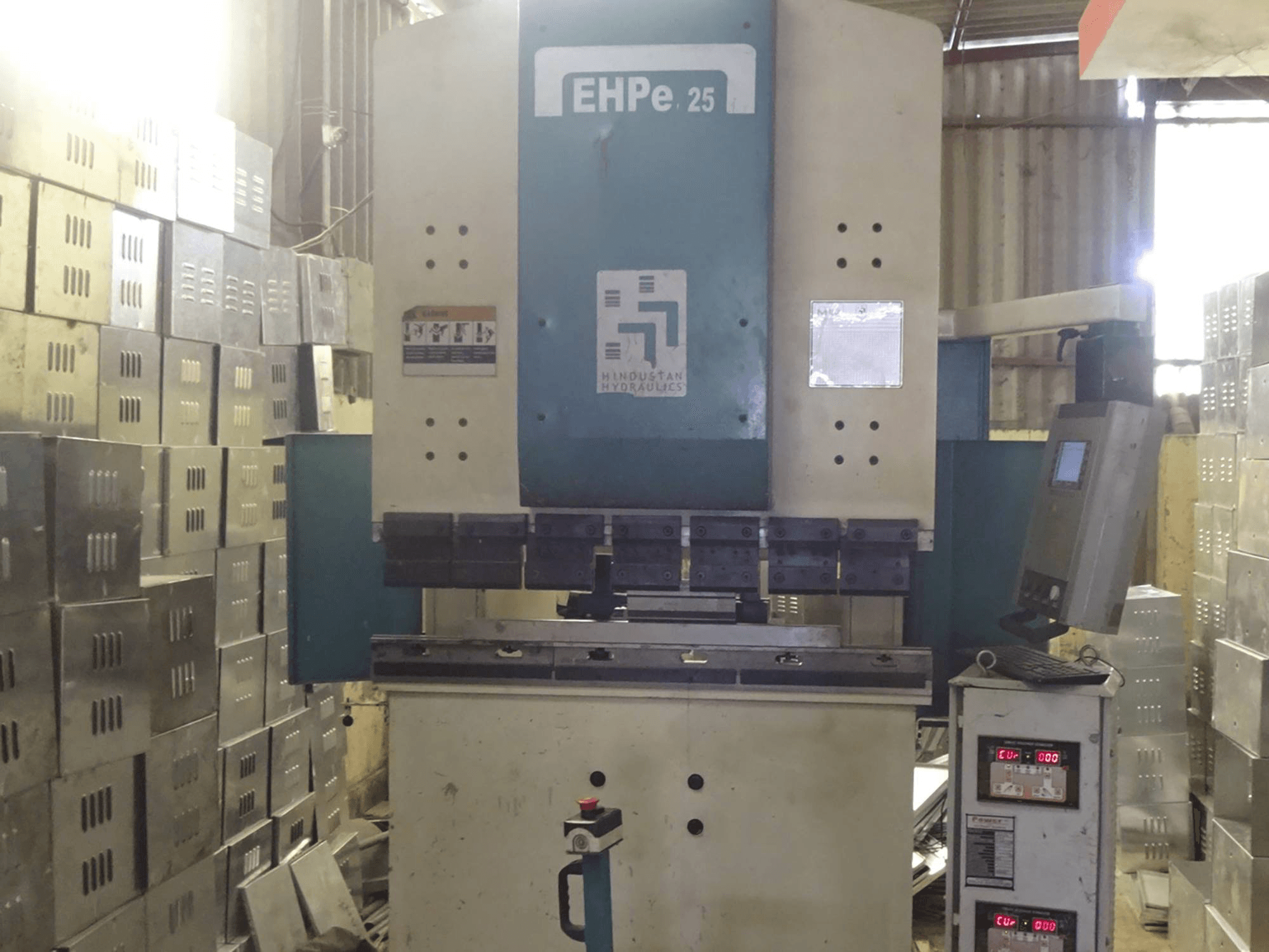 Makine Hindustan Hydraulics - Önden görünüm EHPe 25