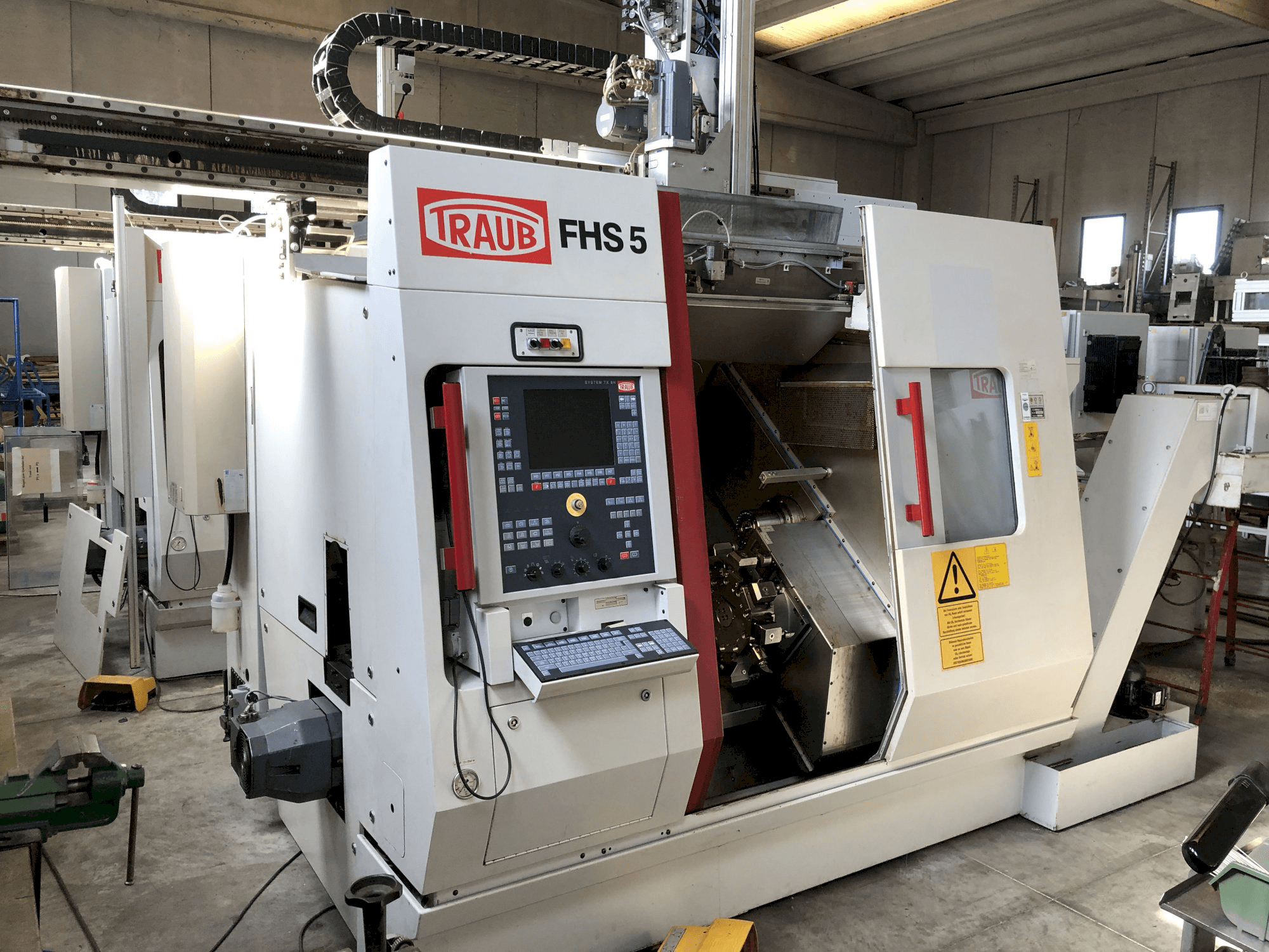 Makine TRAUB TNC 42 - Sol görünüm